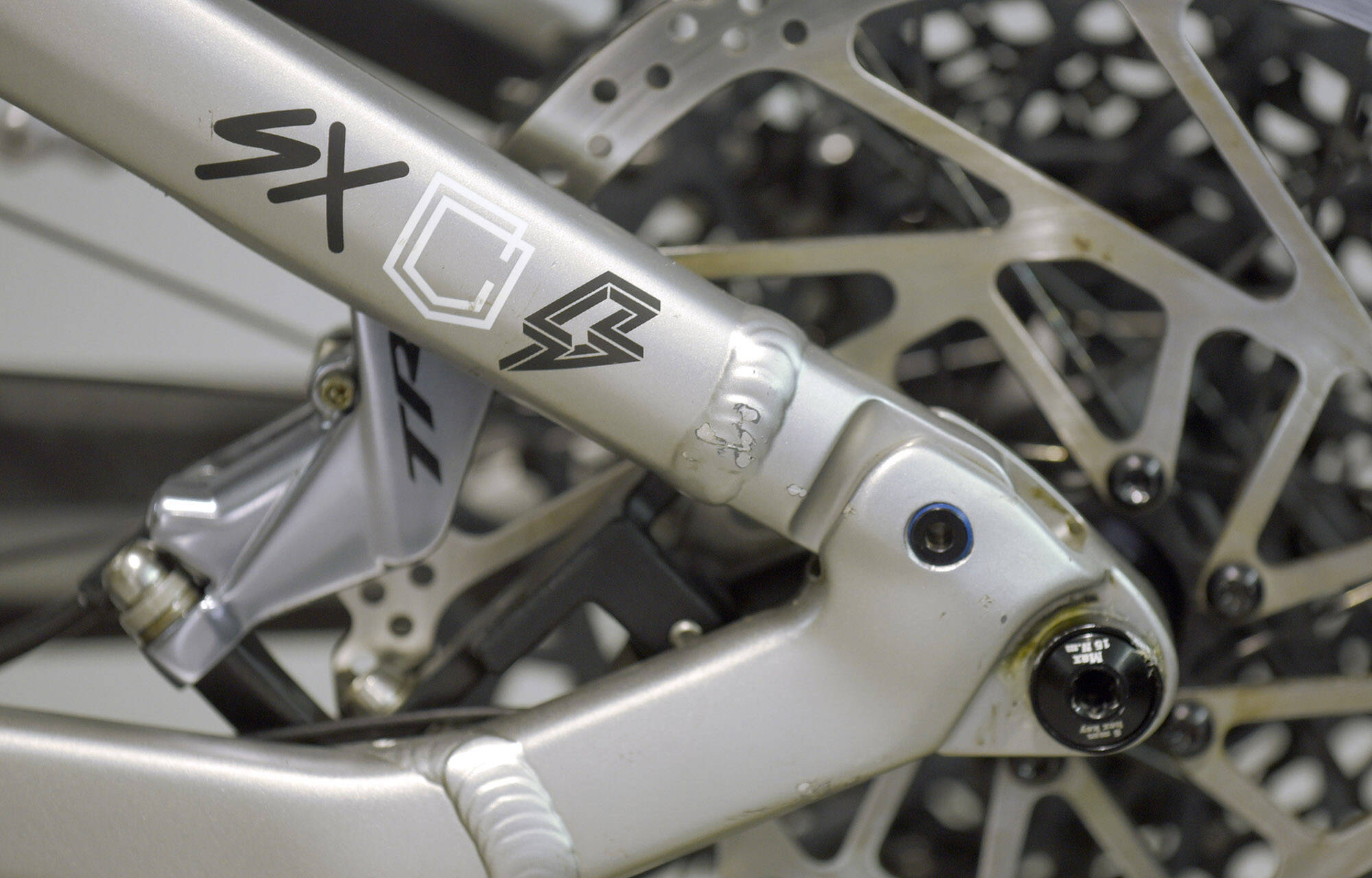 COMMENCAL META POWER SX SHIMANO RACE SILVER - M (22180702) 2252 km image large number 6