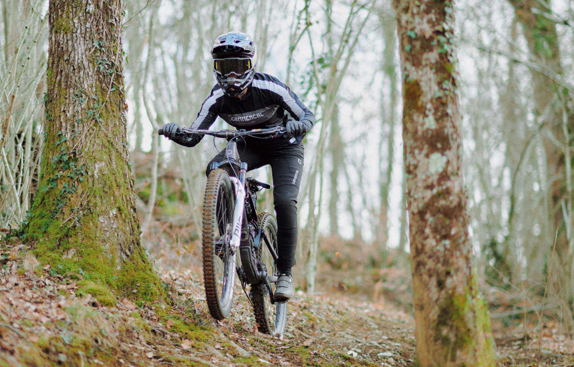 COMMENCAL DH HOSE BLACK image large number 6