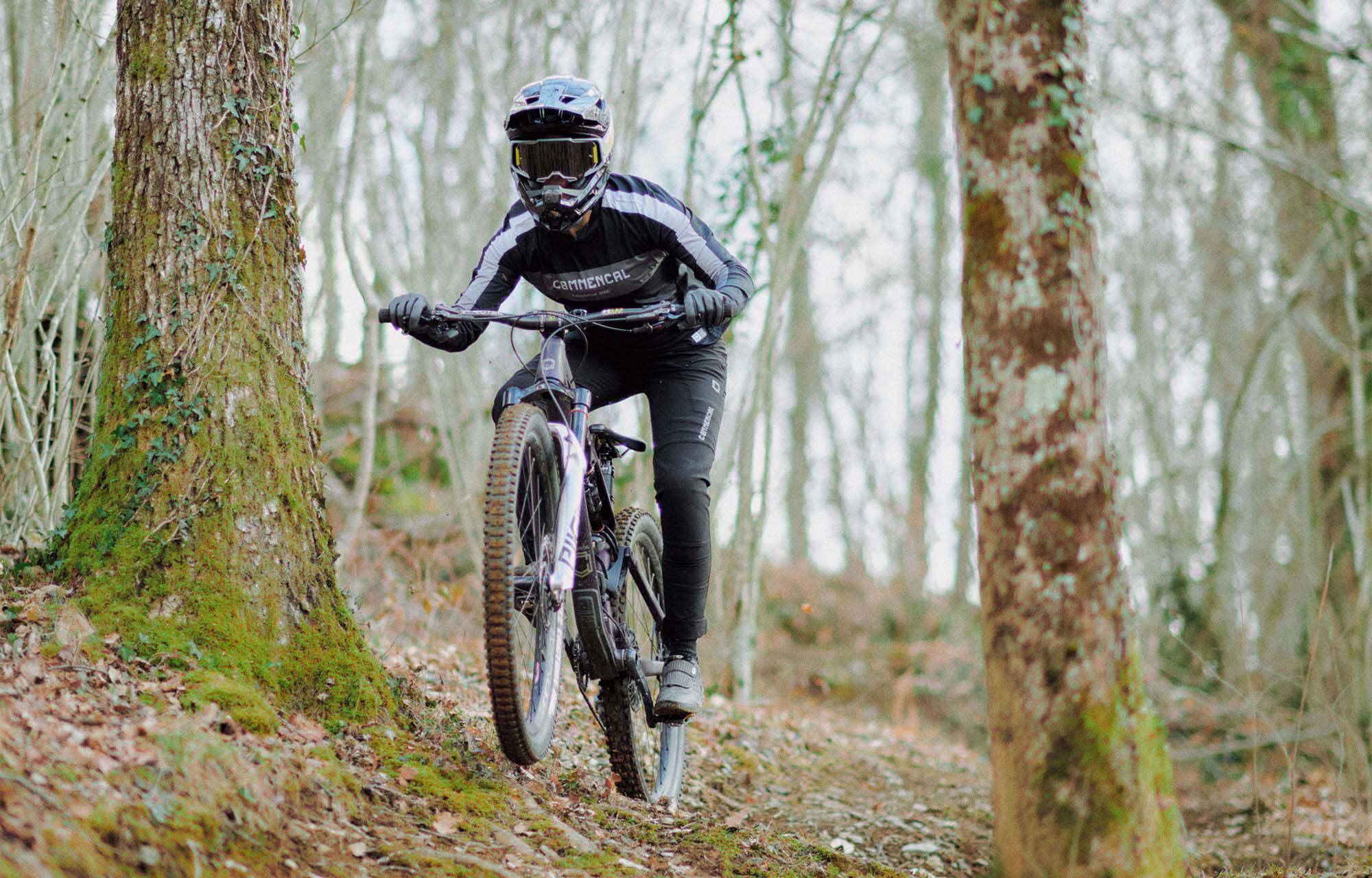 PANTAL&Oacute;N DH COMMENCAL BLACK image large number 6