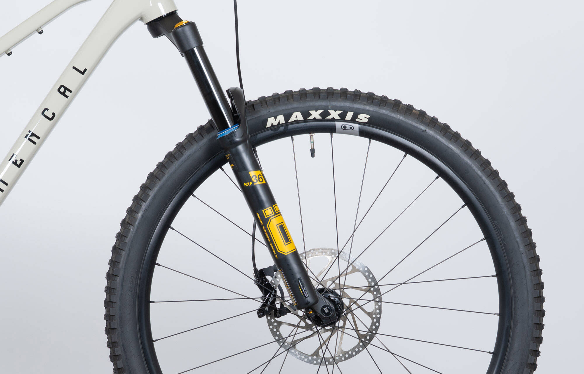 COMMENCAL T.E.M.P.O. OHLINS EDITION CHALK - XL (22123904) image large number 1