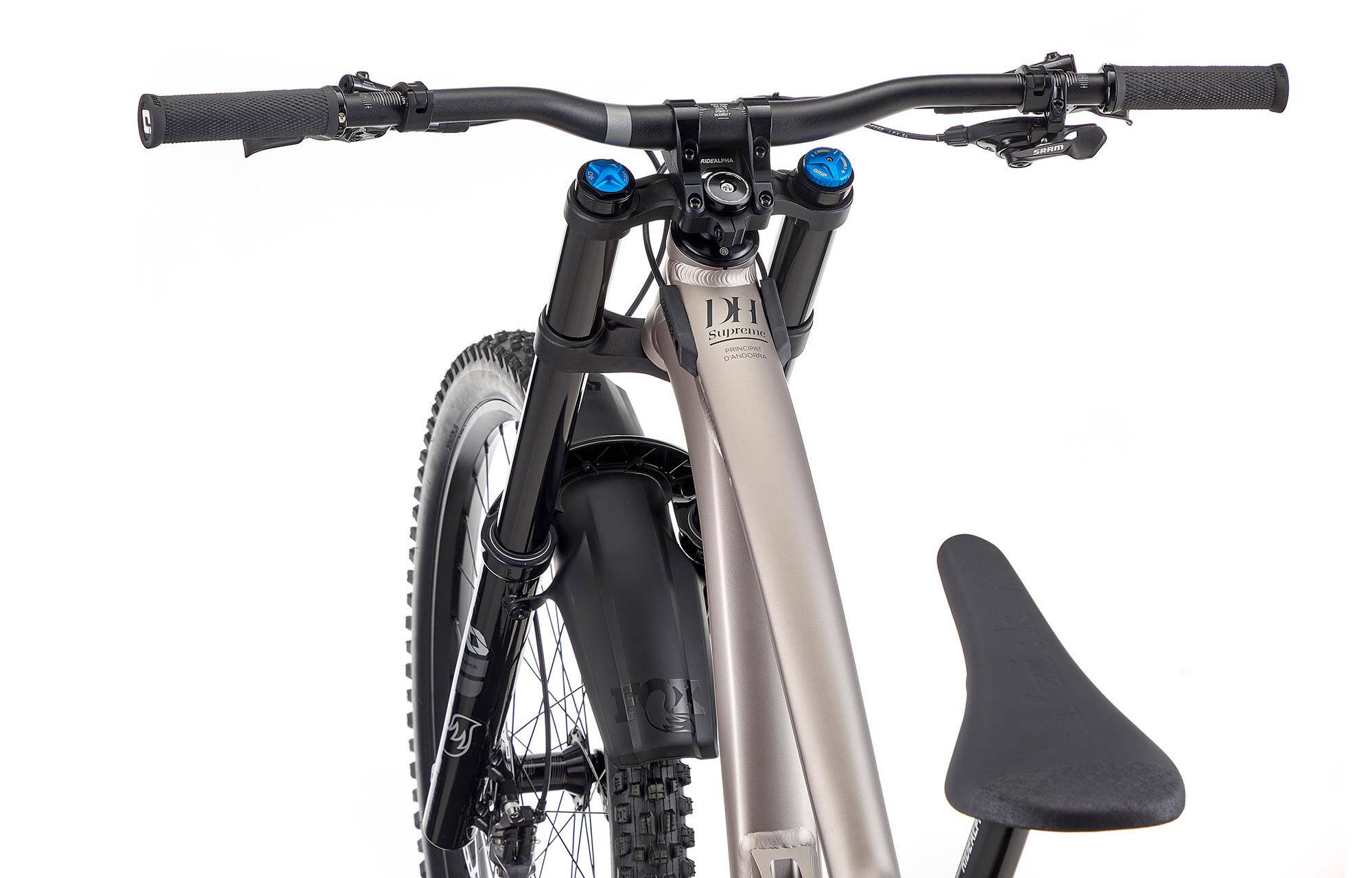 COMMENCAL SUPREME DH V4 RACE CHAMPAGNE image large number 2