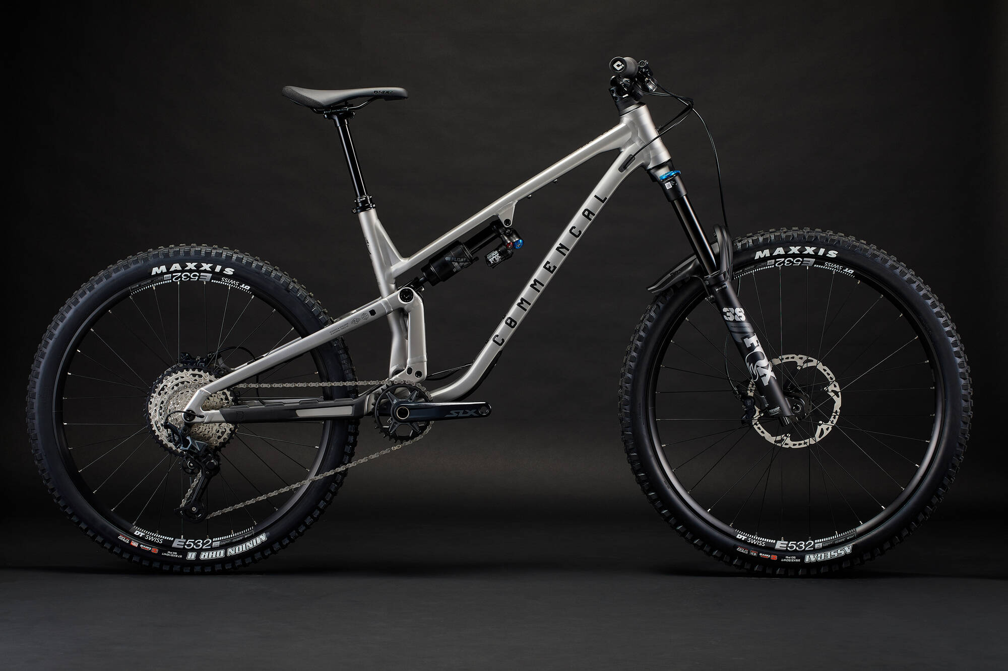 COMMENCAL META SX V5 ESSENTIAL SILVER image large number 0