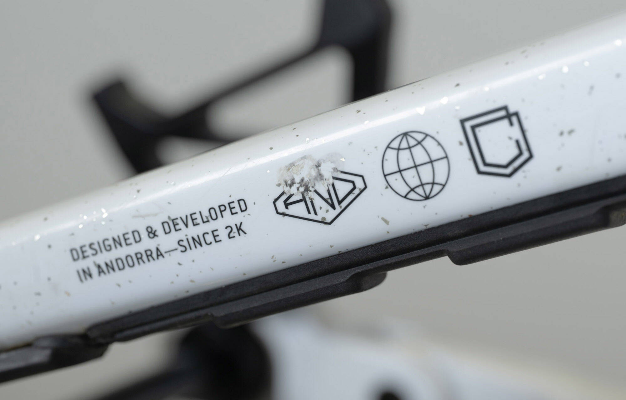 FRAME COMMENCAL SUPREME DH V5 GLITTERY WHITE - L (24252803) image large number 12