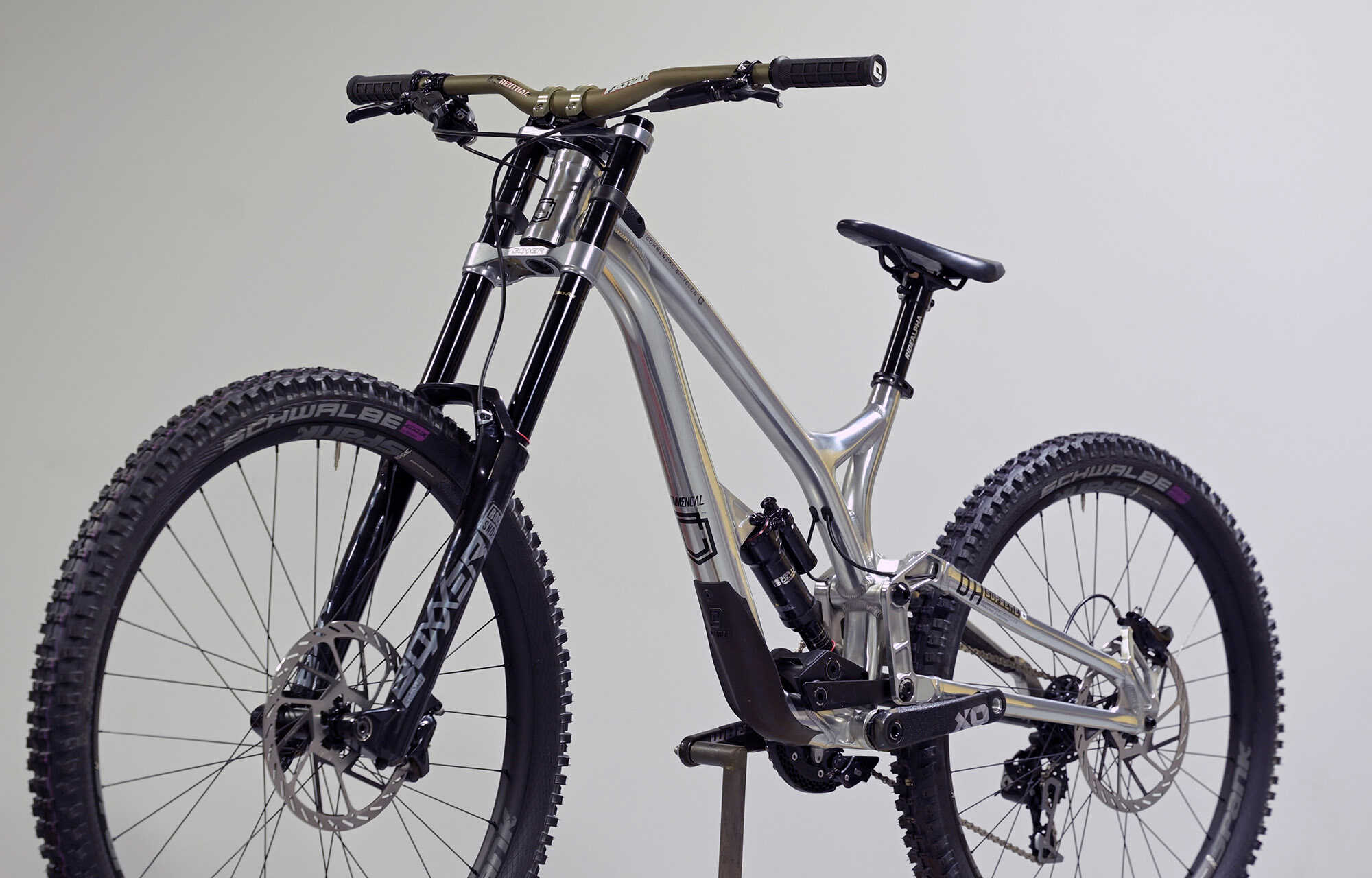 COMMENCAL SUPREME DH V4 HIGH POLISHED ALC - M (21151802) image large number 4