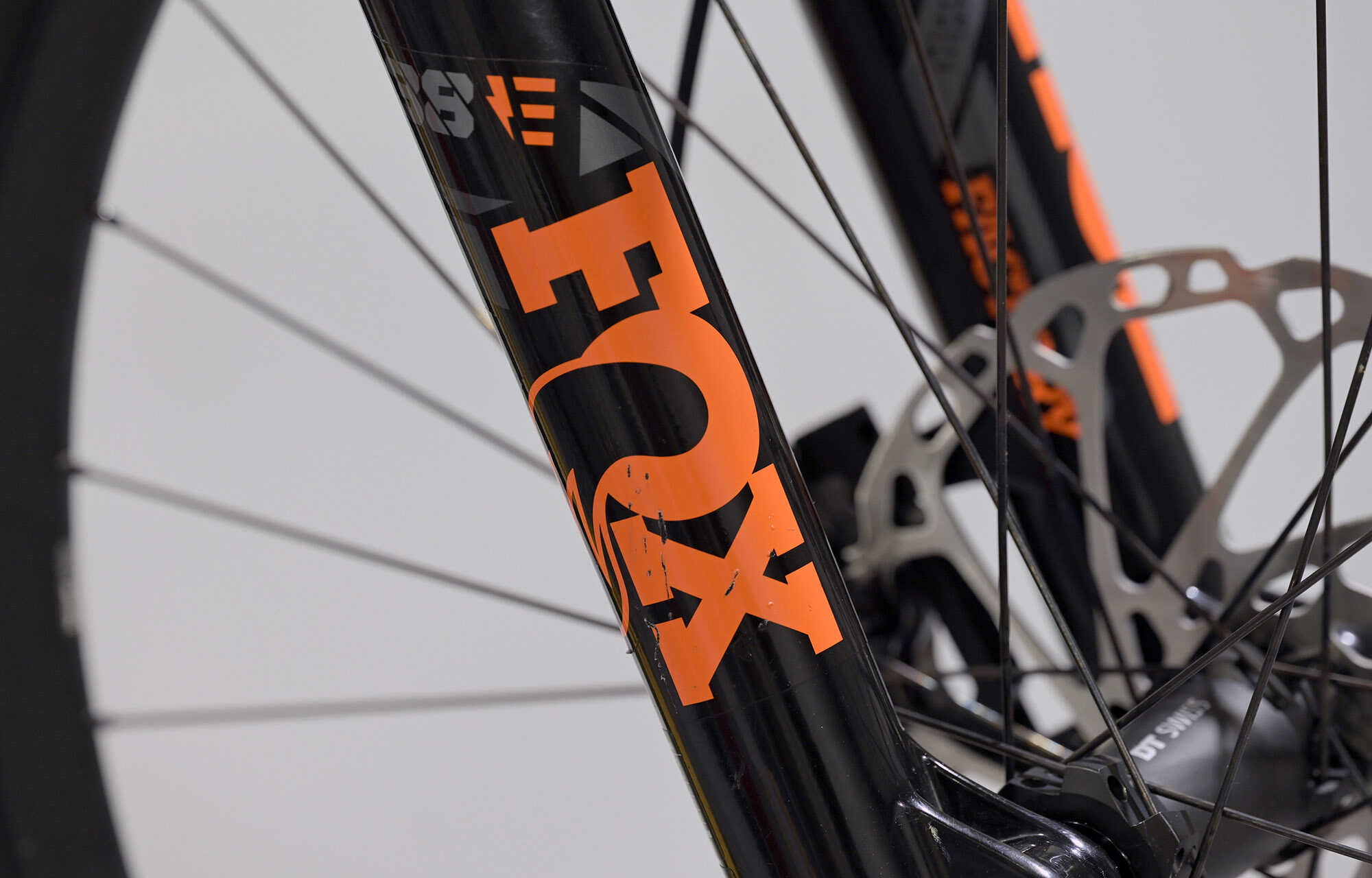 COMMENCAL META POWER SX BOSCH SIGNATURE PURE WHITE - L (22181903) 1087 km image large number 9