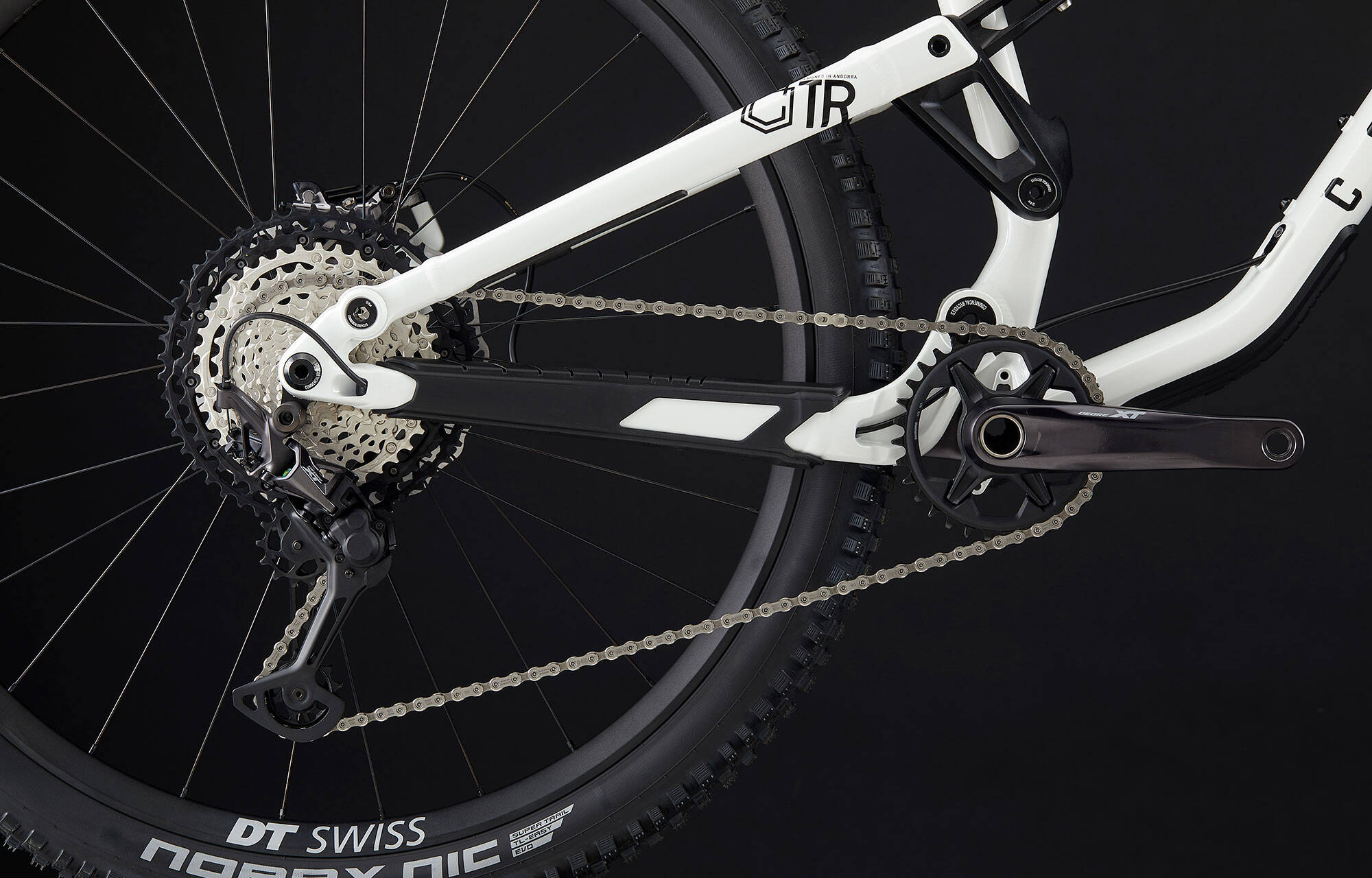 COMMENCAL META TR V4 SIGNATURE PURE WHITE image large number 5
