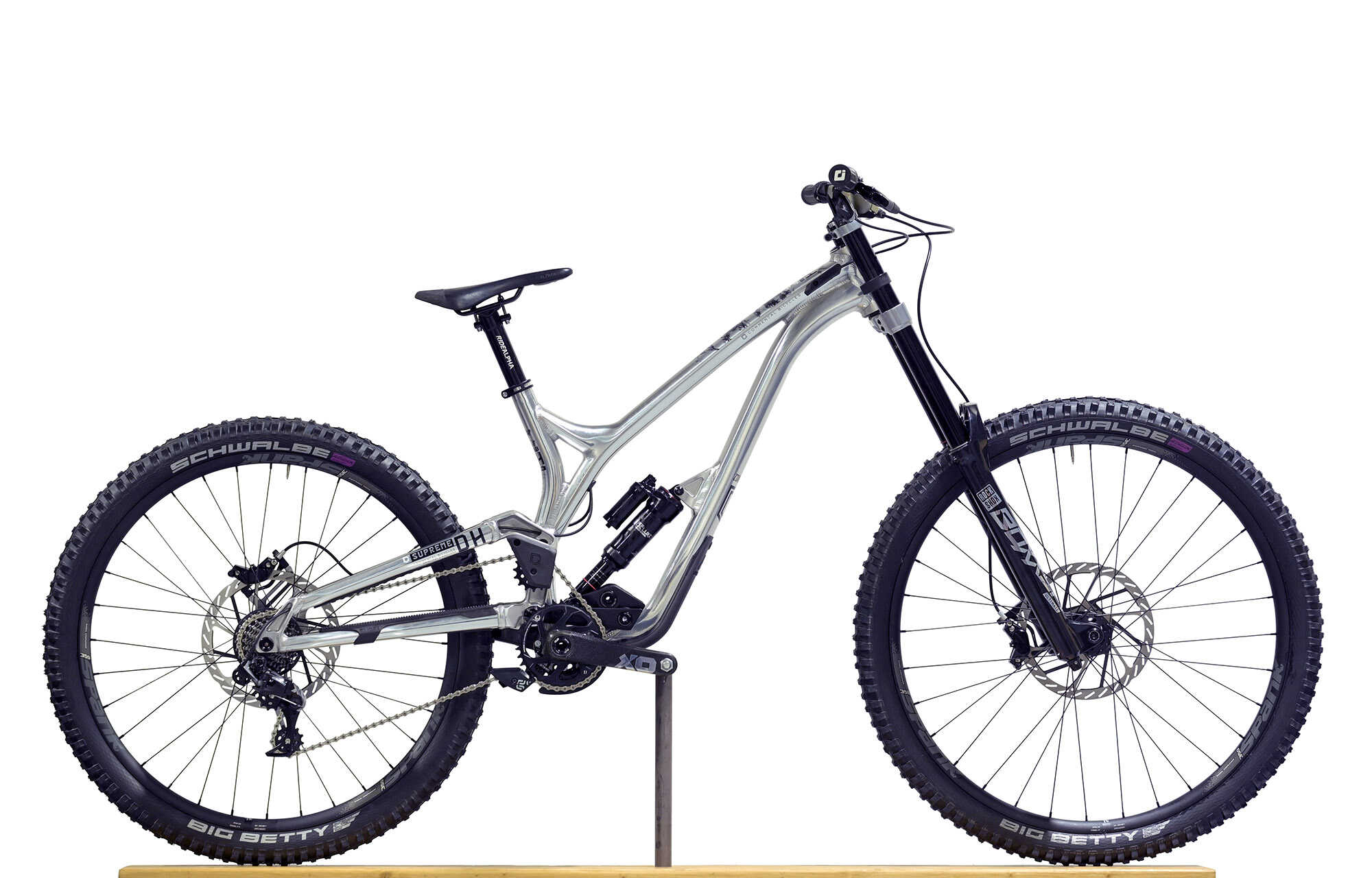 COMMENCAL SUPREME DH V4 HIGH POLISHED ALC - M (21151802) image number null