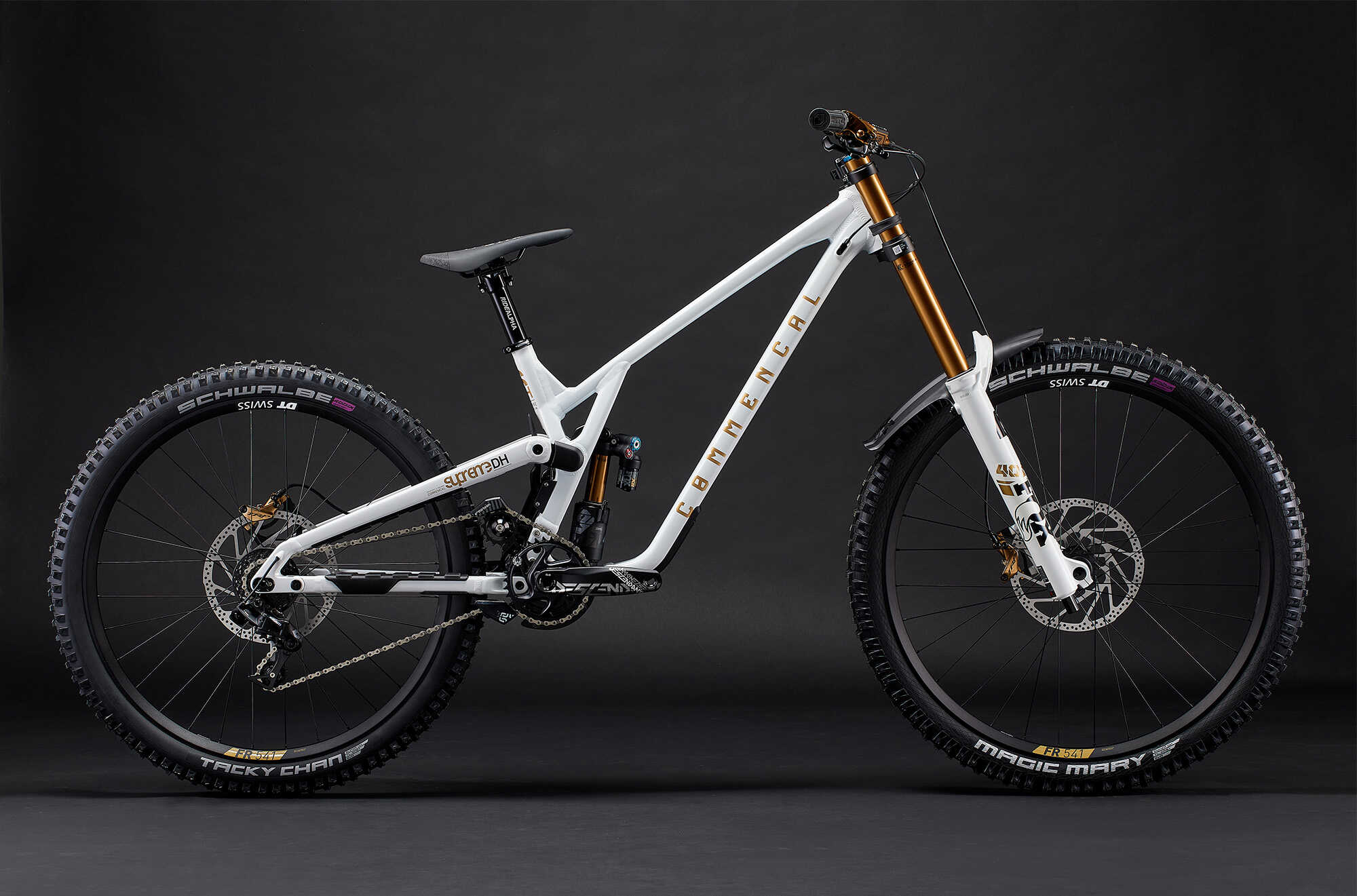 COMMENCAL SUPREME DH V5 SIGNATURE LTD PURE WHITE image large number 0