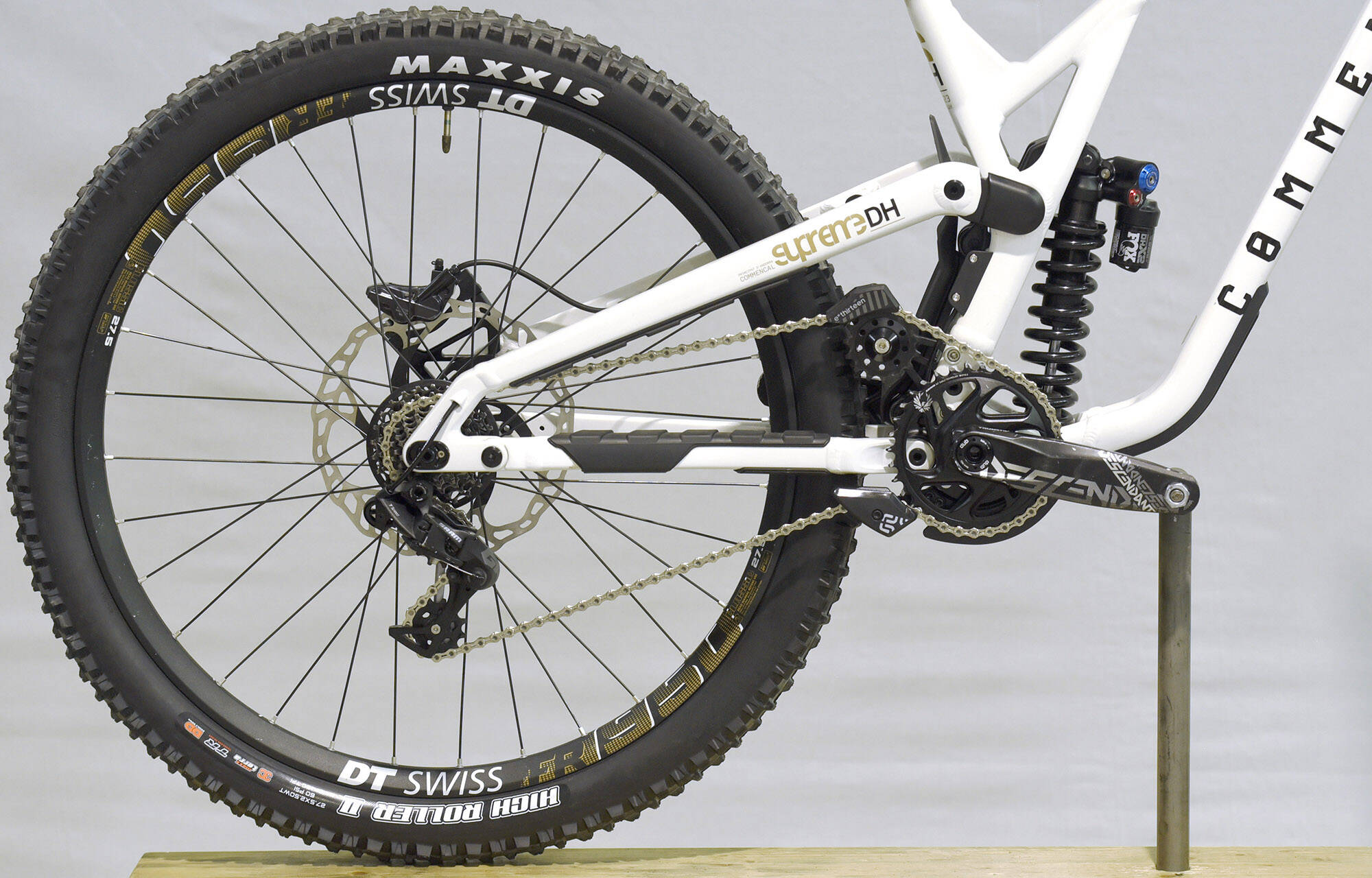 COMMENCAL SUPREME DH V5 ESSENTIAL ALC PURE WHITE - S (23100064) image large number 0