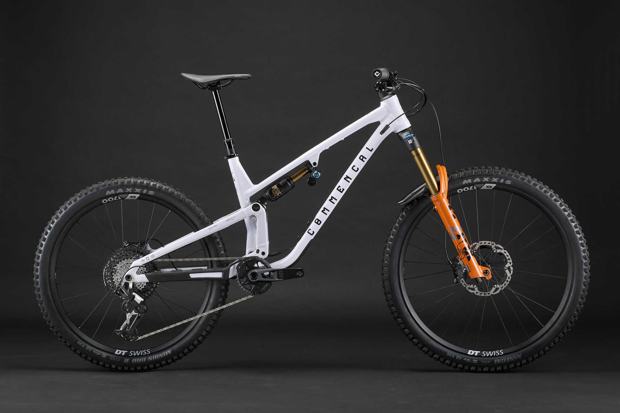COMMENCAL META SX V5 SIGNATURE PURE WHITE 2026 image large number 0
