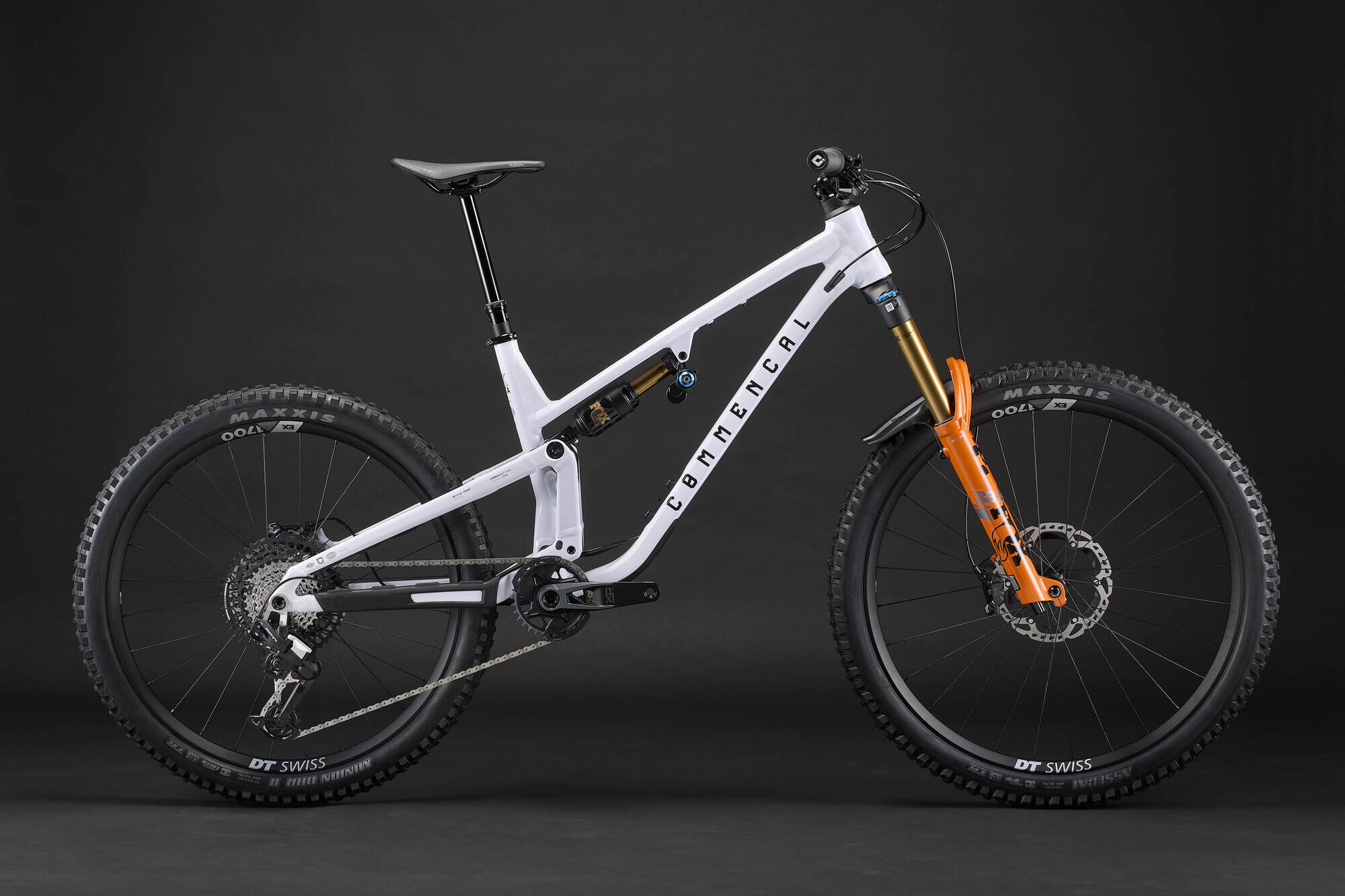 COMMENCAL META SX V5 SIGNATURE PURE WHITE 2026 image large number 0