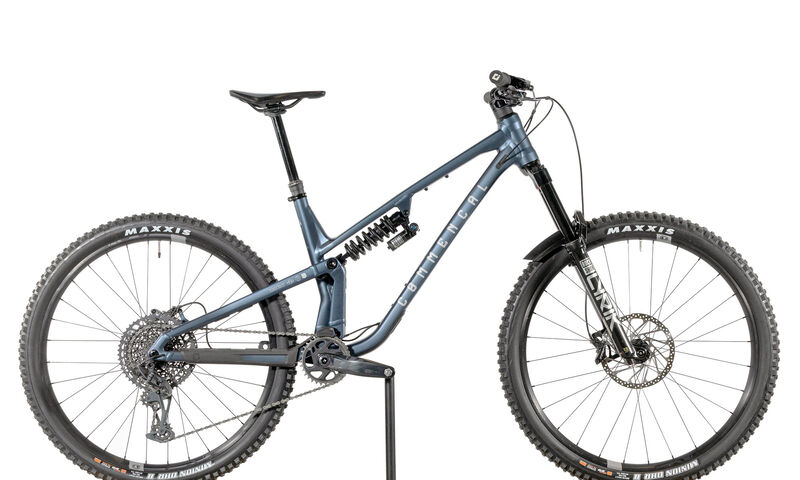 COMMENCAL META V5 RACE SPARKLY BLUE - L (23121303)
