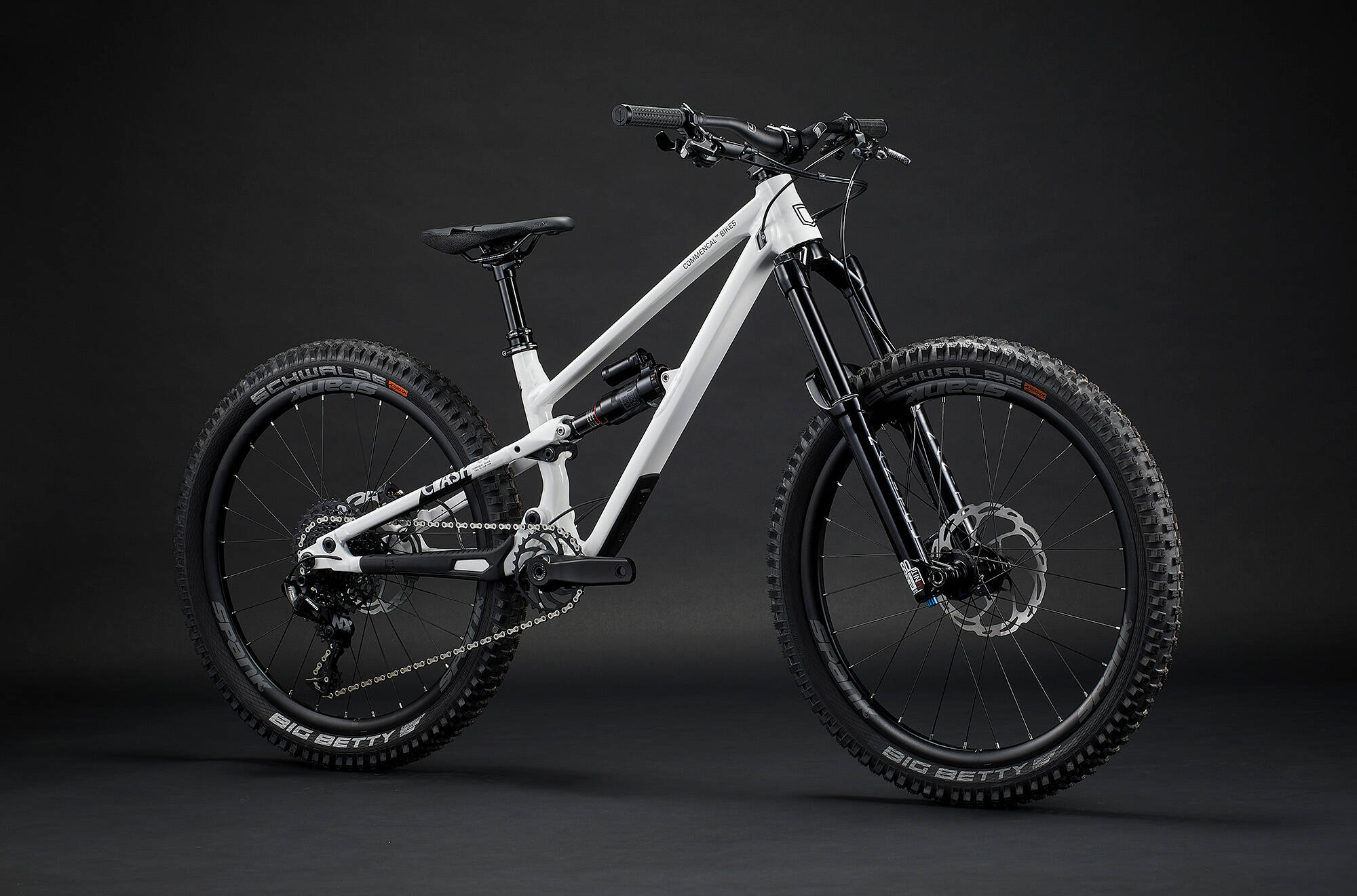 COMMENCAL CLASH 24 V2 PURE WHITE image large number 1