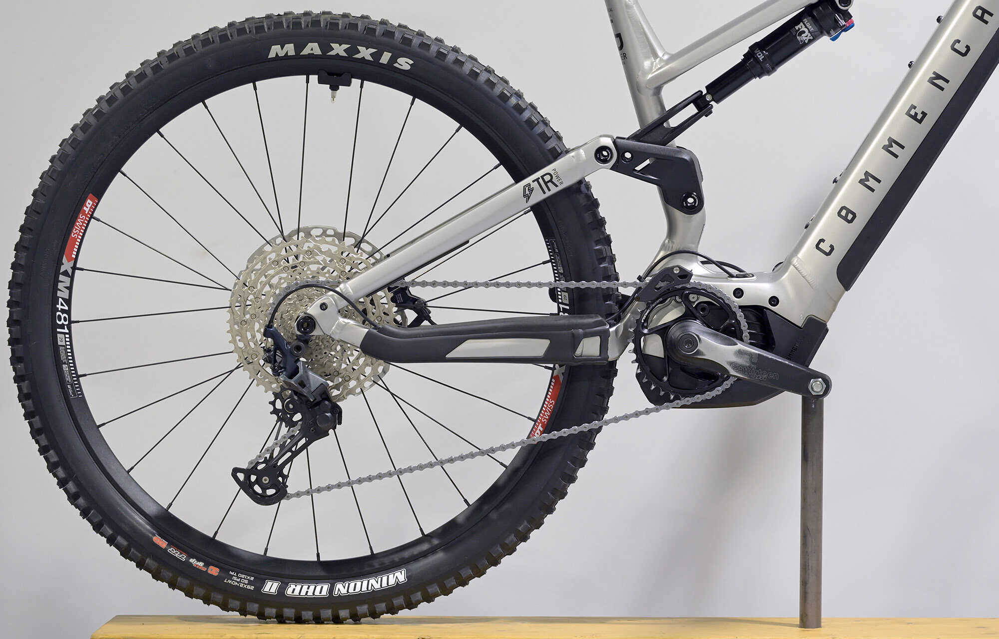 COMMENCAL META POWER TR BOSCH ESSENTIAL SILVER - XL (22180204) 1476 km image large number 0
