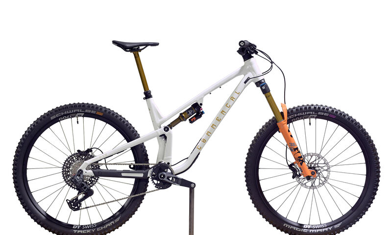 COMMENCAL META V5 SIGNATURE GLITTERY WHITE - L (24122303)