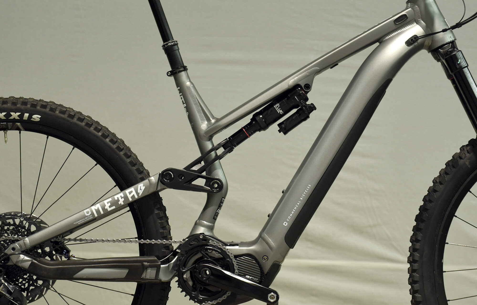 COMMENCAL META POWER AM SHIMANO TEAM GRAPHITE - L (21181403) 2011 km image large number 1