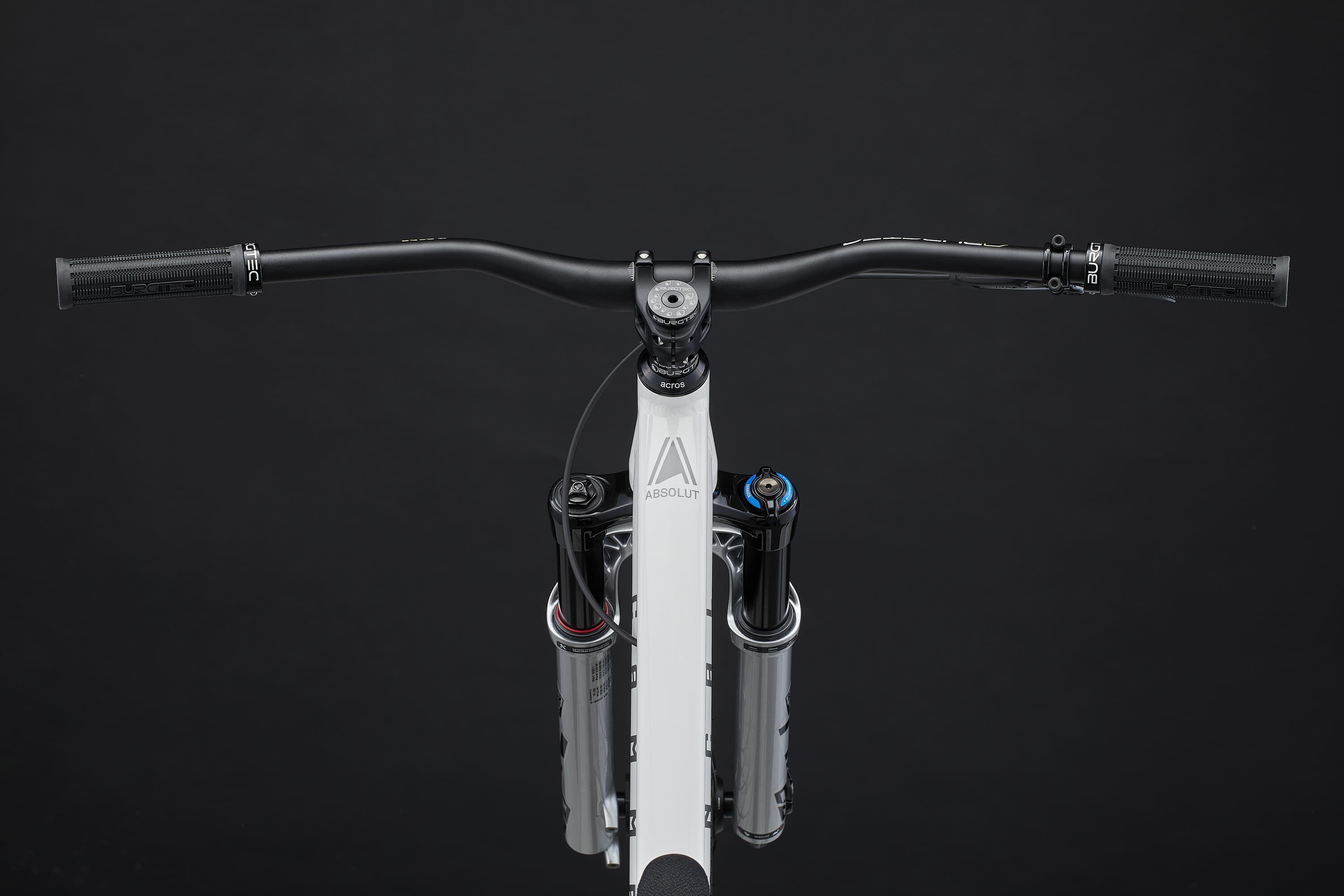 COMMENCAL ABSOLUT Pike Silver Pure White - High-Performance Dirt