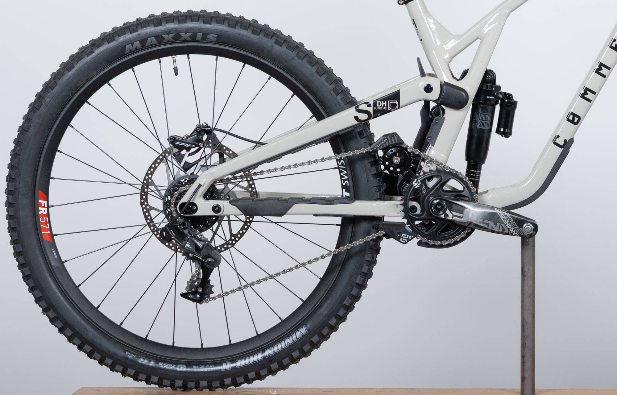 COMMENCAL SUPREME DH V5 RIDE CHALK - L (23150003) image large number 0