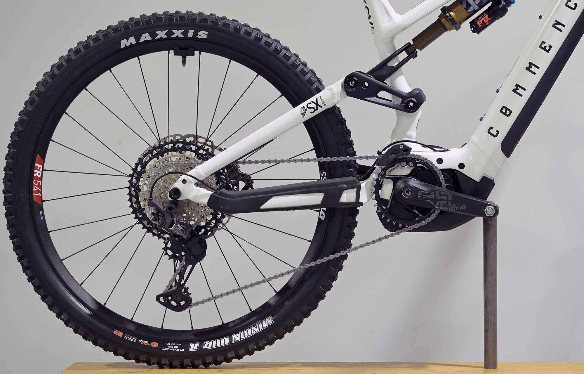 COMMENCAL META POWER SX BOSCH SIGNATURE PURE WHITE - L (22181903) 1087 km image large number 0