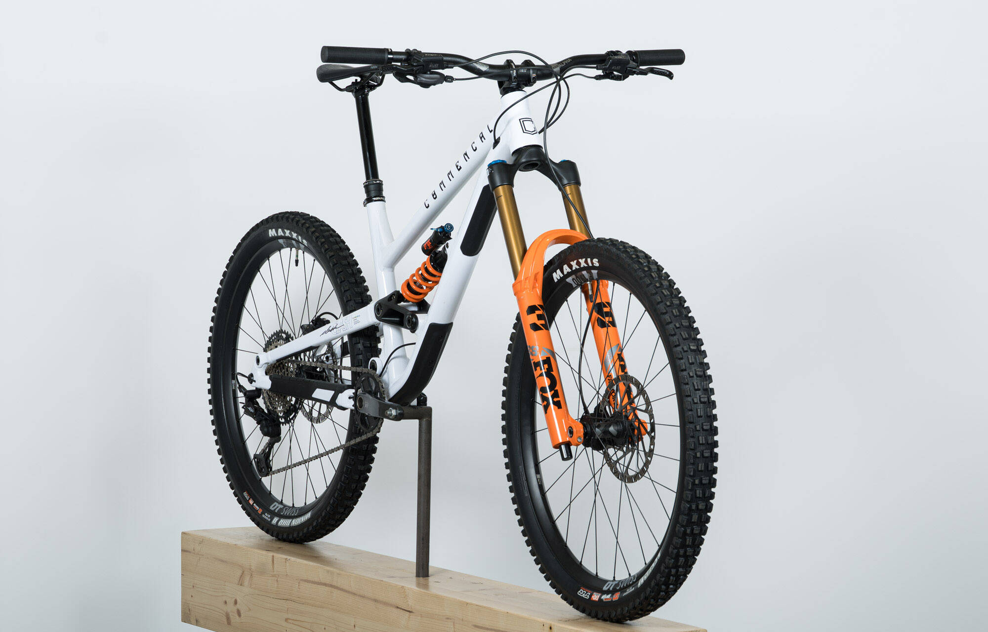 COMMENCAL CLASH SIGNATURE PURE WHITE - M (25130102) image large number 2