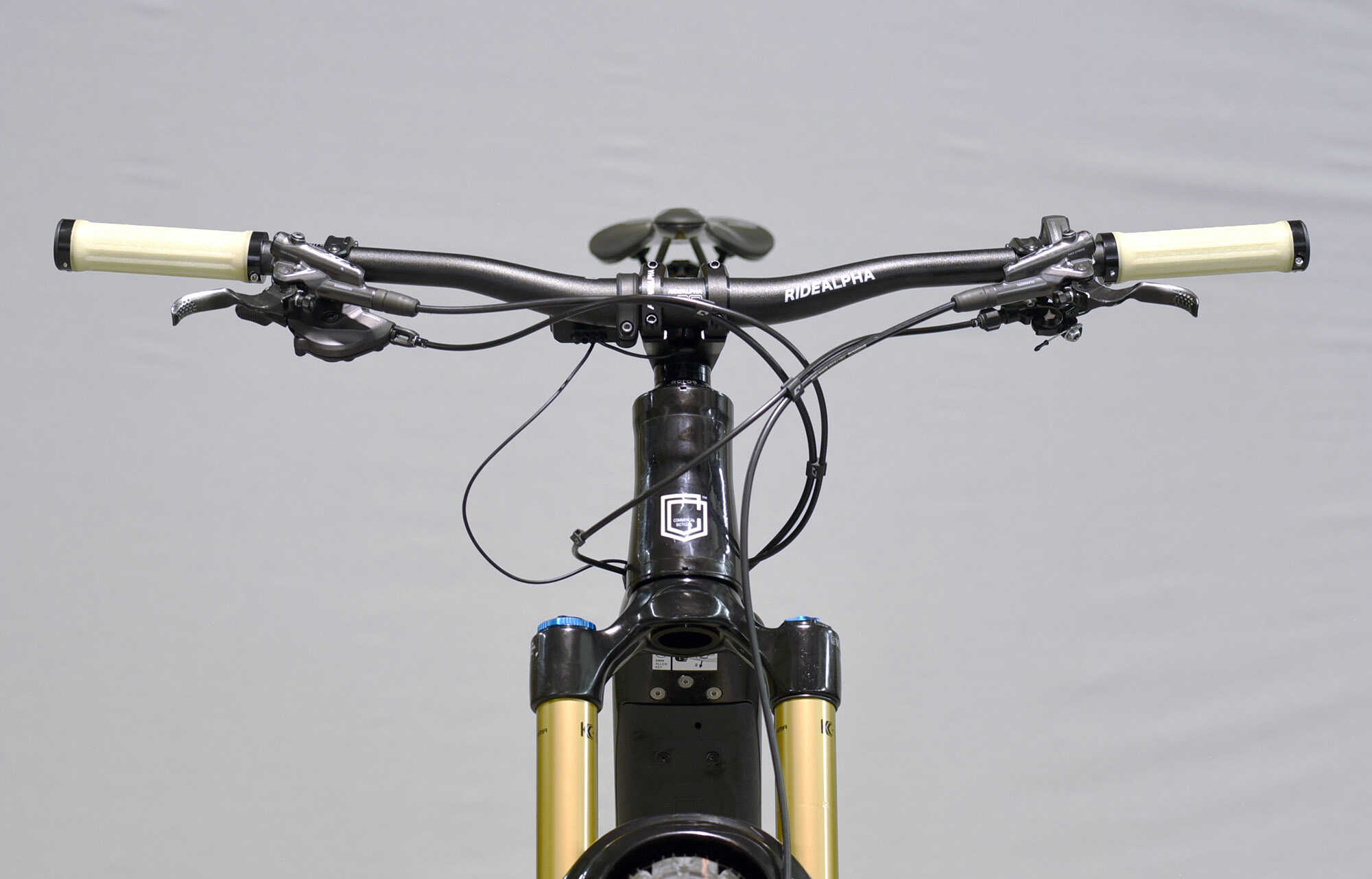 COMMENCAL META POWER AM SHIMANO SIGNATURE BLACK & WHITE - L (21180703) 1628 km image large number 4