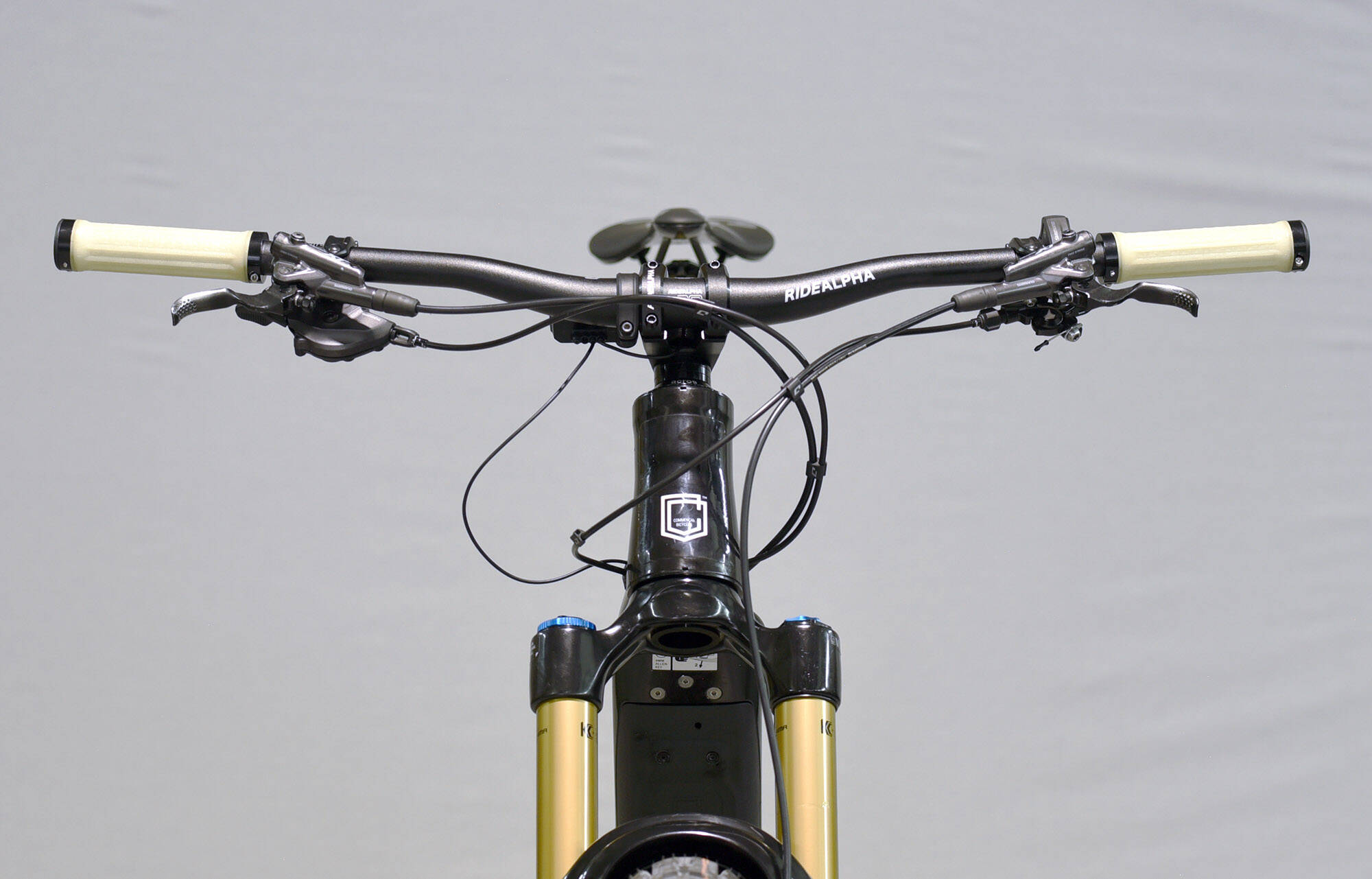 COMMENCAL META POWER AM SHIMANO SIGNATURE BLACK & WHITE - L (21180703) 1628 km image large number 4