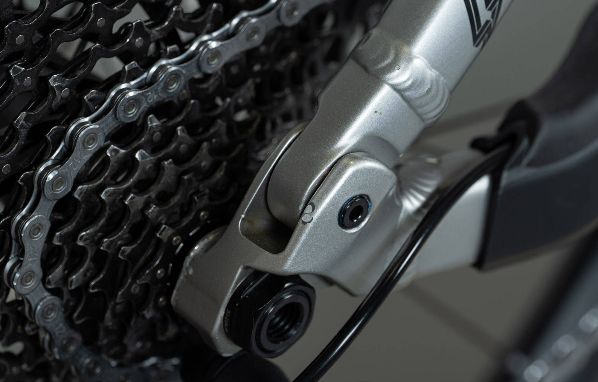COMMENCAL META POWER SX SHIMANO RACE SILVER - L (22180703) 756 km image large number 8