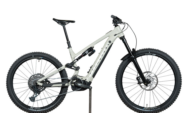 COMMENCAL META POWER SX BOSCH RACE CHALK - M (23181402) 1309 km