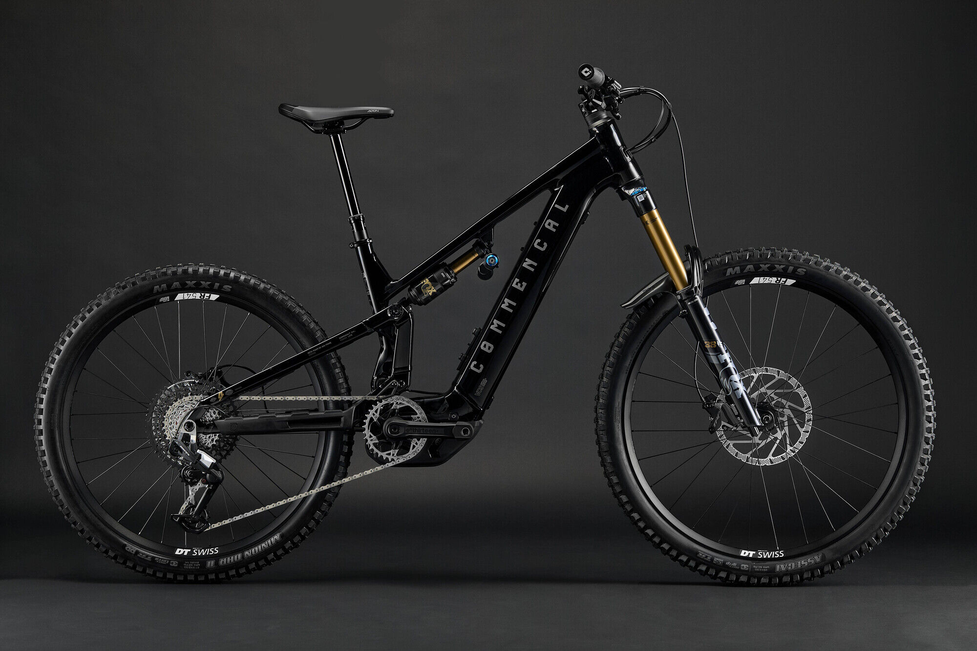 COMMENCAL META POWER SX 800 Signature 2026 | Enduro e-MTB USA