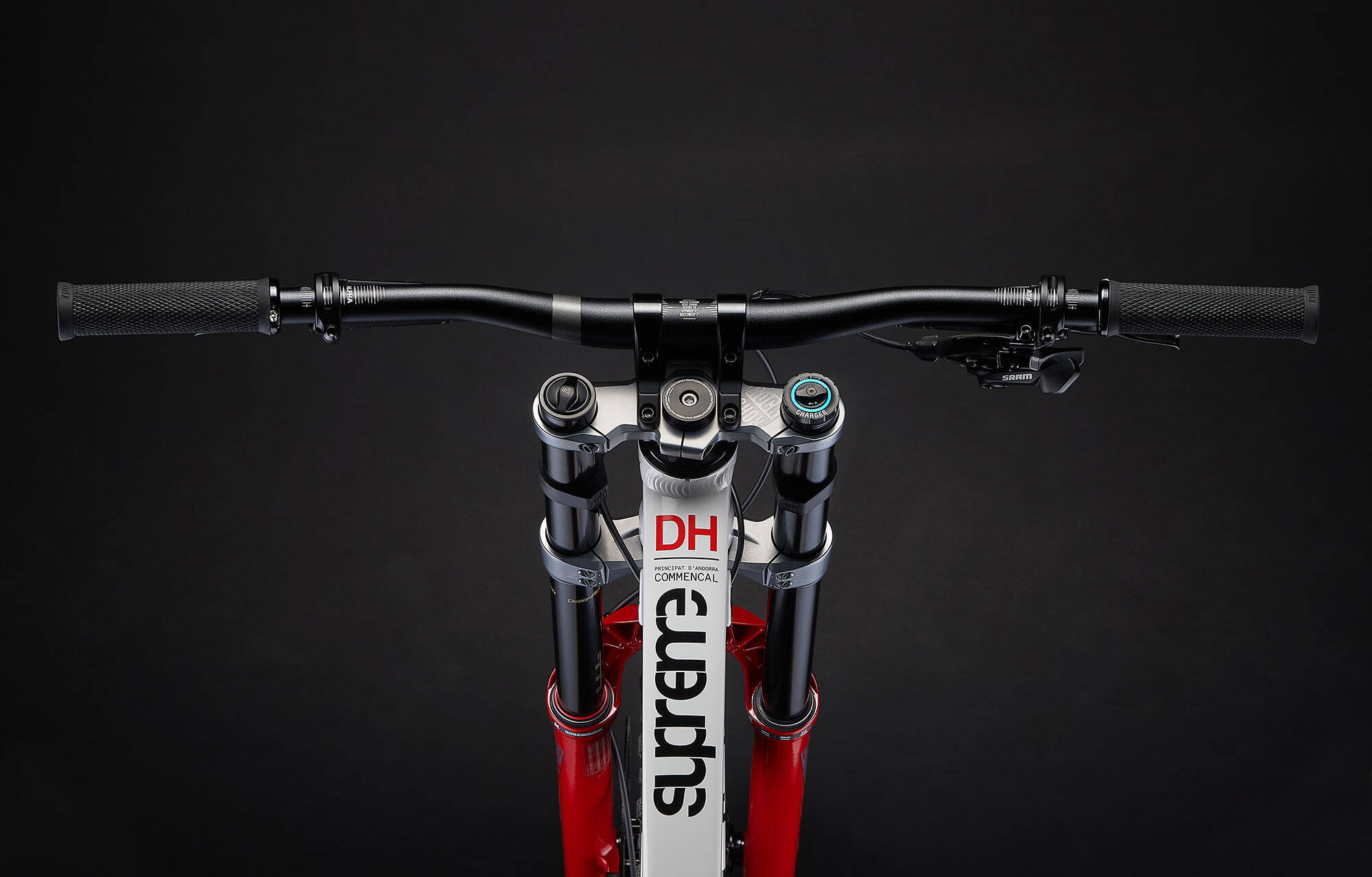 COMMENCAL SUPREME DH V5 XS PURE WHITE image large number 3