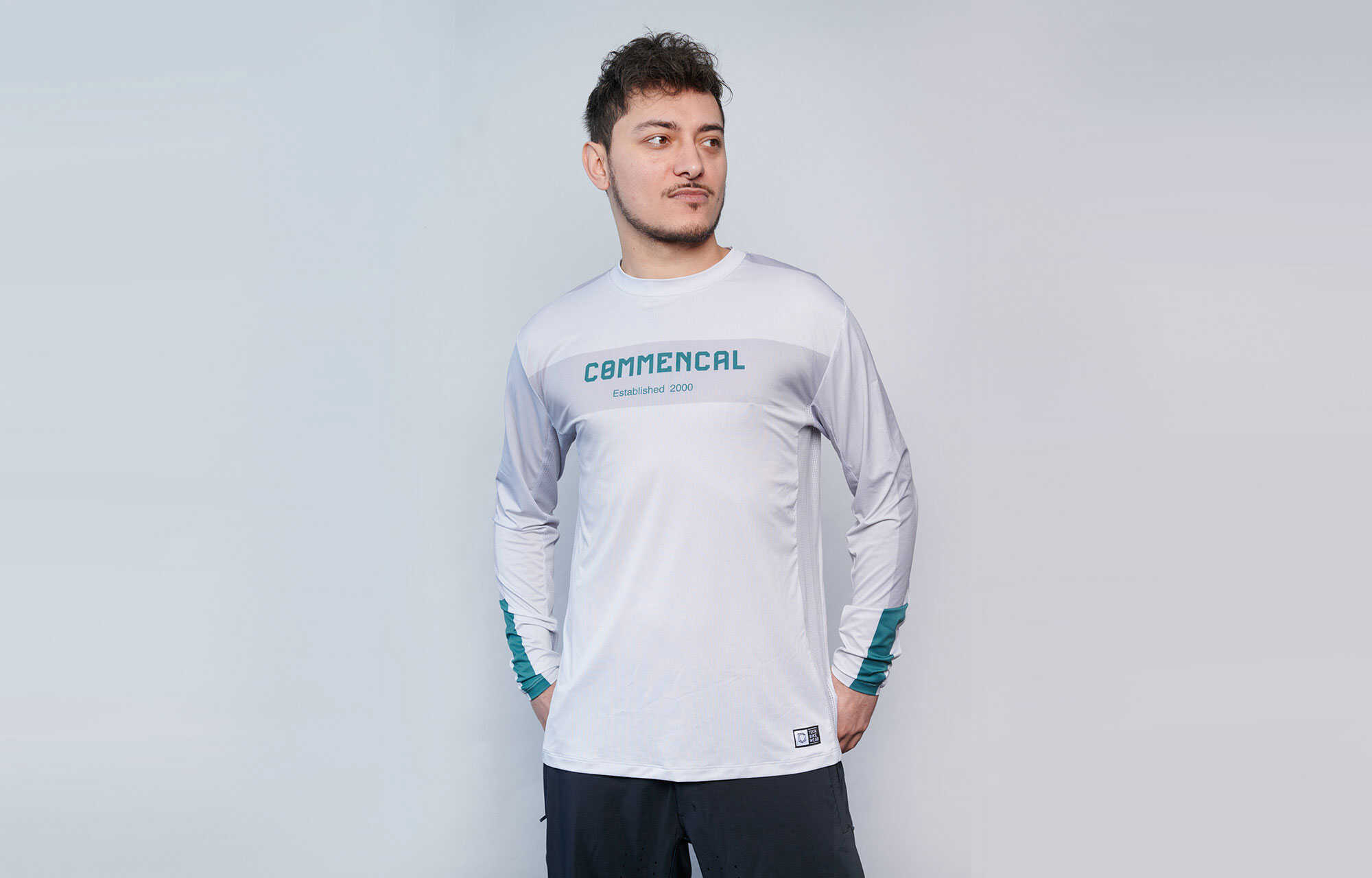 COMMENCAL LANGARM TRIKOT LIGHTECH RACE GREY POLYCHROM image cover number 0