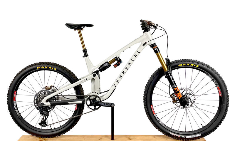 COMMENCAL META SX V5 SIGNATURE CLEAR SILVER ALC - M (22107007)