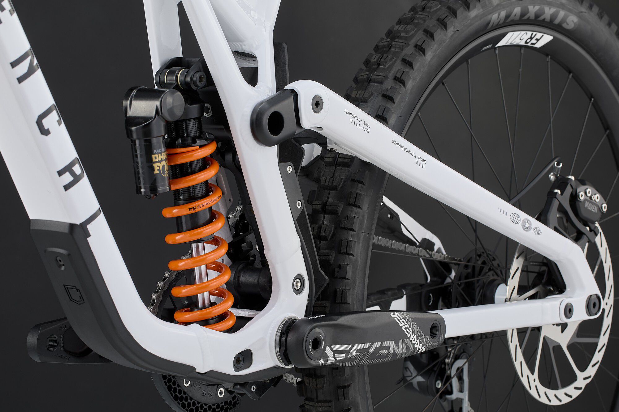 COMMENCAL SUPREME DH V5 SIGNATURE PURE WHITE 2026