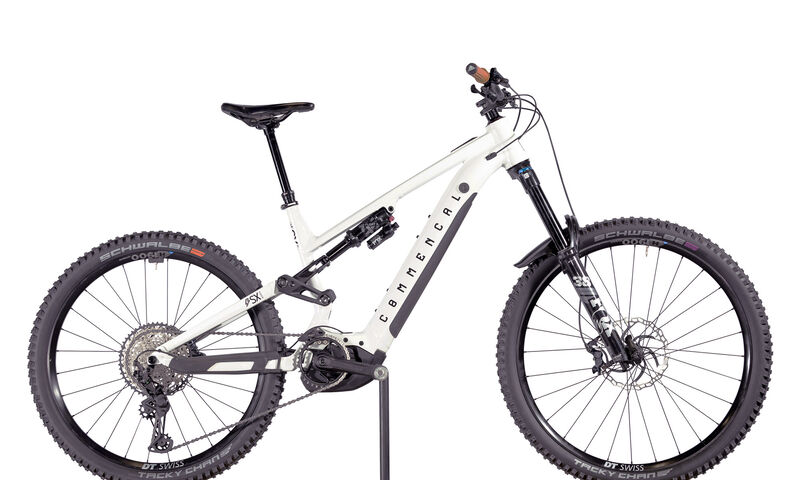 COMMENCAL META POWER SX BOSCH ESSENTIAL PURE WHITE - L (23181303) 1415km