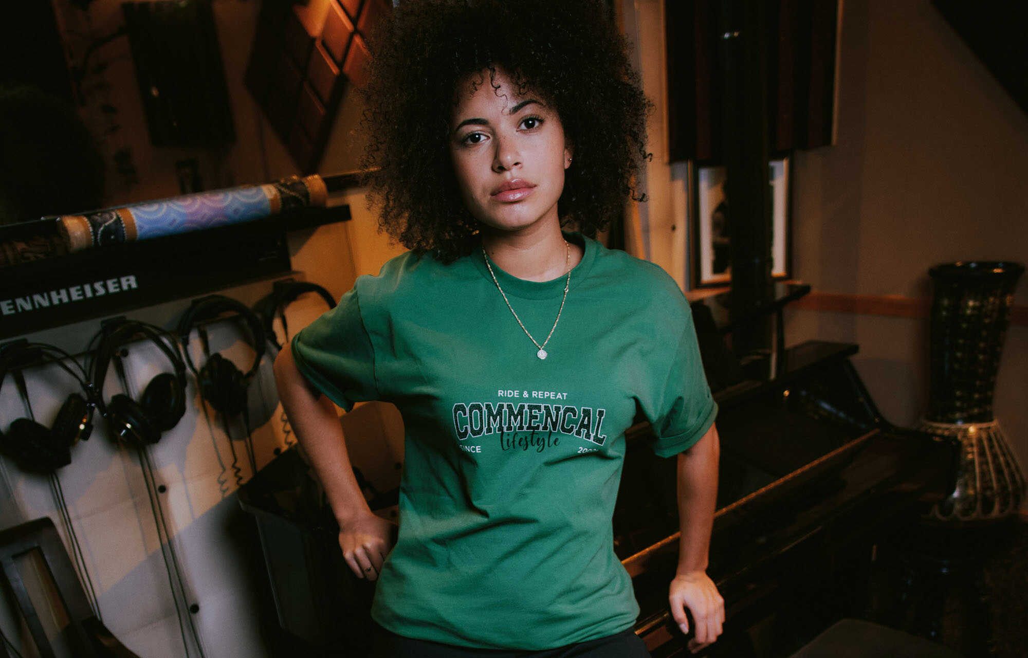 T-SHIRT COMMENCAL UNIVERSITY BASIL image large number 1