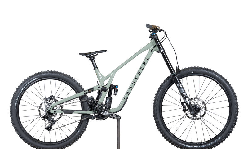 COMMENCAL SUPREME DH V5 ESSENTIAL HERITAGE GREEN - M (22150802)