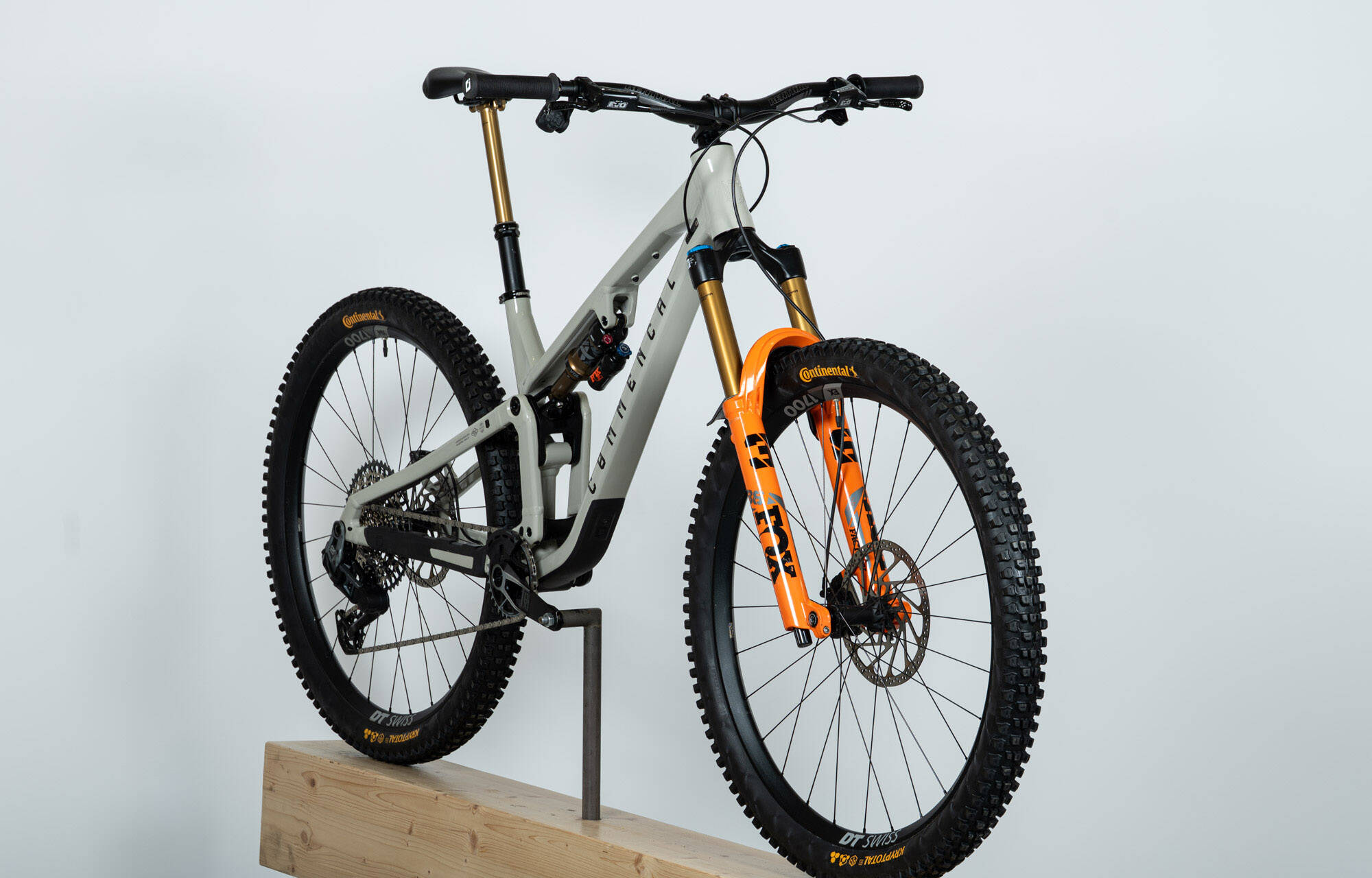 COMMENCAL META V5 T-TYPE CHALK - M (23120902) image large number 2