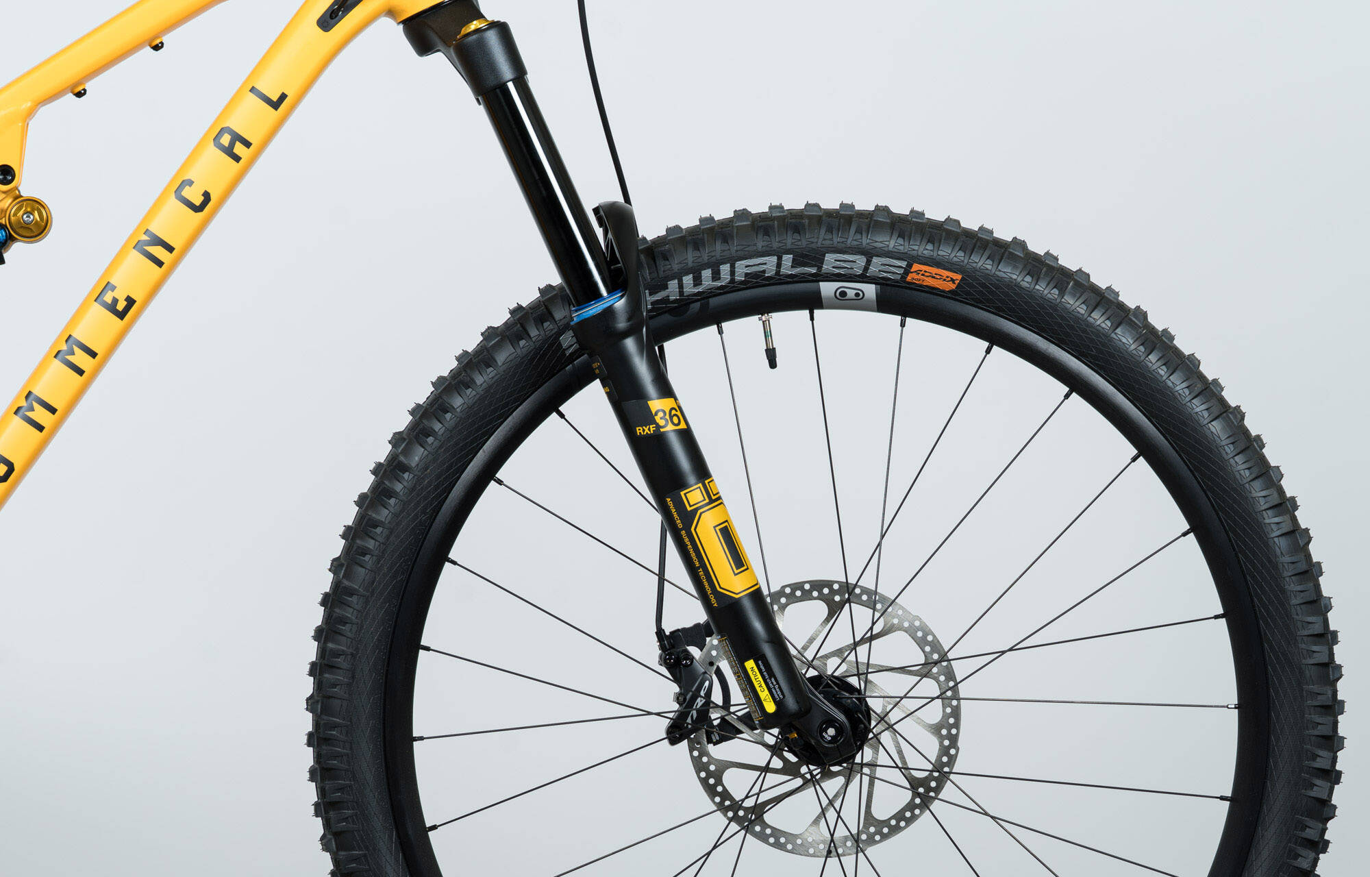 COMMENCAL META V5 OHLINS EDITION YELLOW - M (23122402) image large number 1