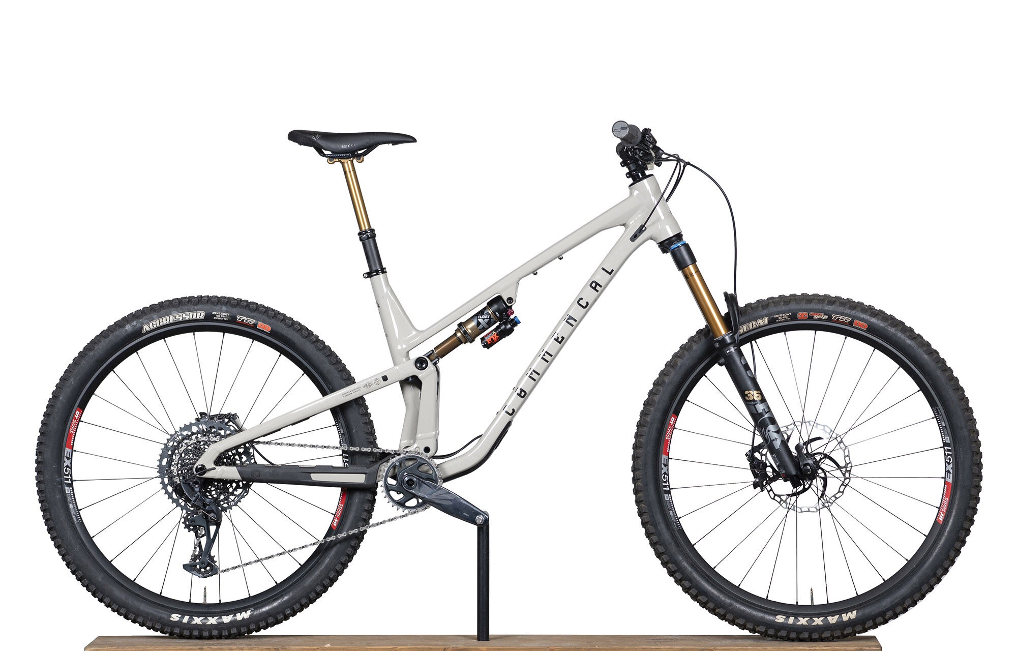 COMMENCAL MTB ジャンク品 dirt jump bike, pump track bicycle, high-performance hardtail bike