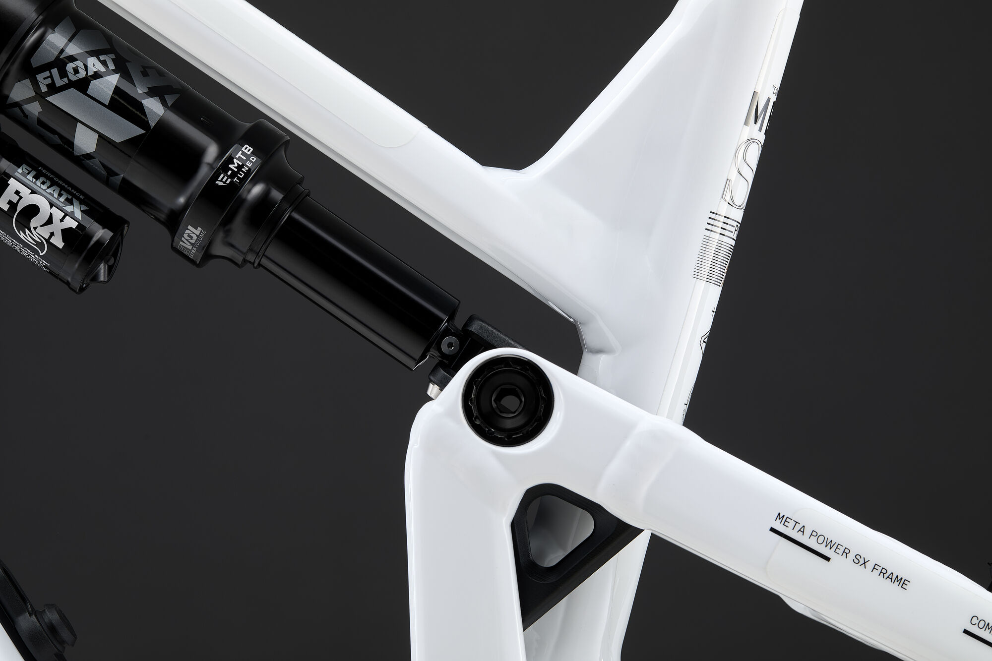 COMMENCAL META POWER SX AVINOX ESSENTIAL PURE WHITE 2027