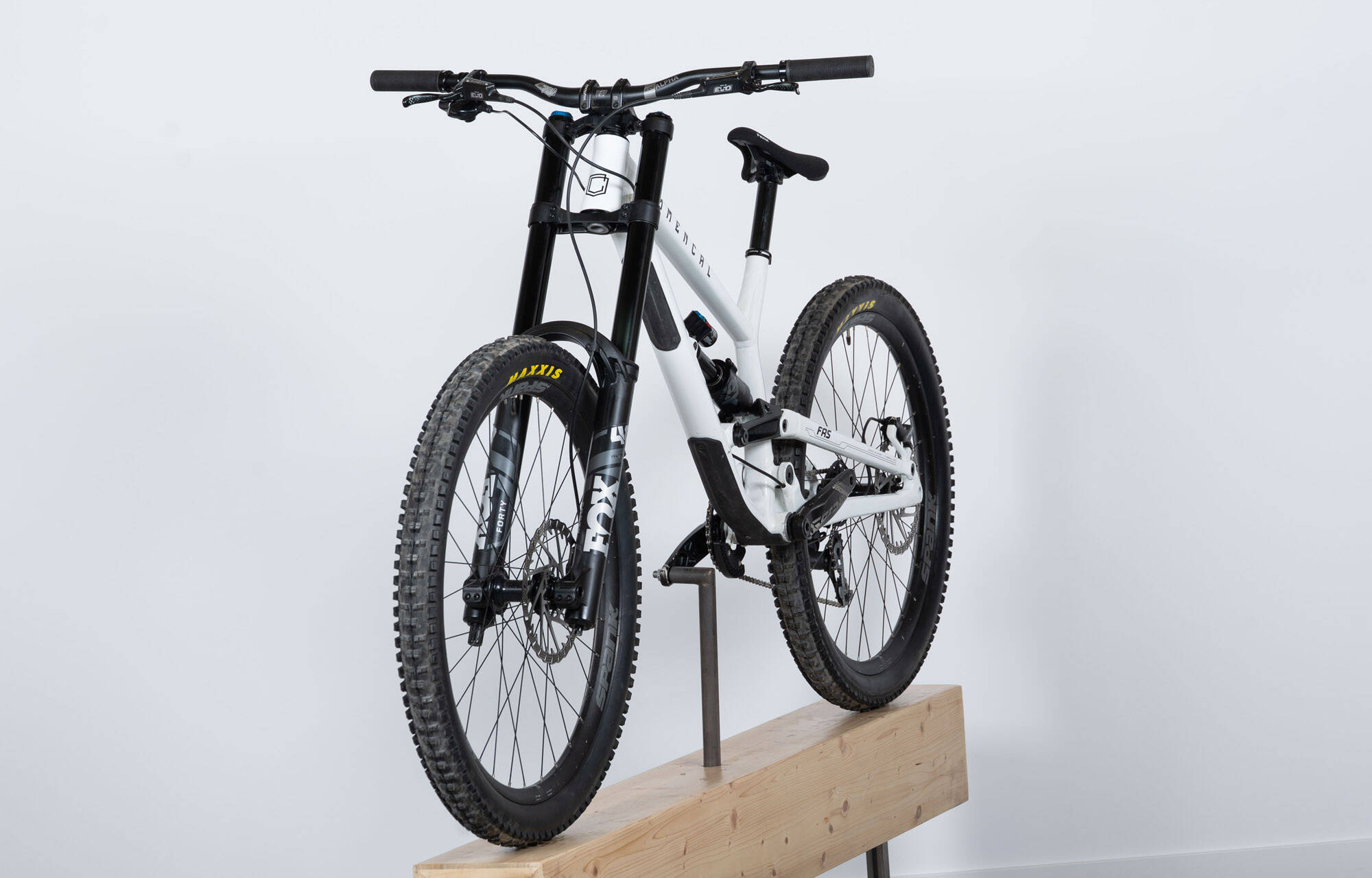 COMMENCAL FRS ESSENTIAL PURE WHITE - M (23150502) image large number 5