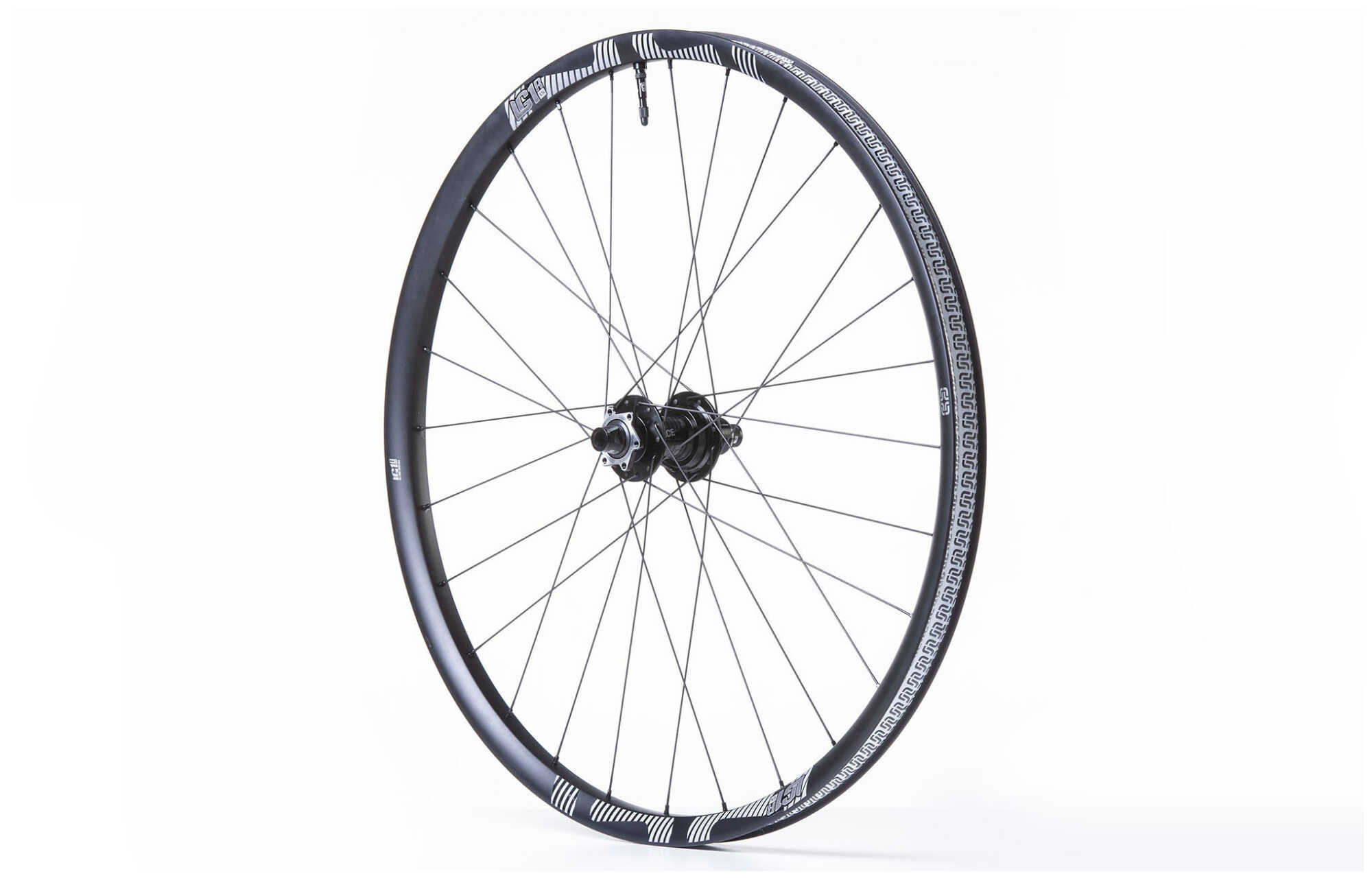 E13 LG1 RACE CARBON ENDURO 12 X 148 BOOST HINTERRAD 29" SRAM XD image cover number 0