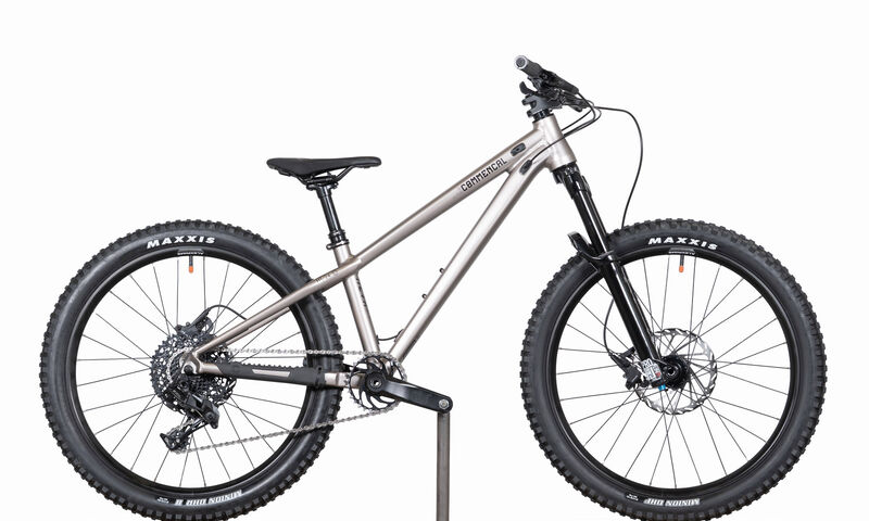 COMMENCAL META HT 24 CHAMPAGNE - (22170200)