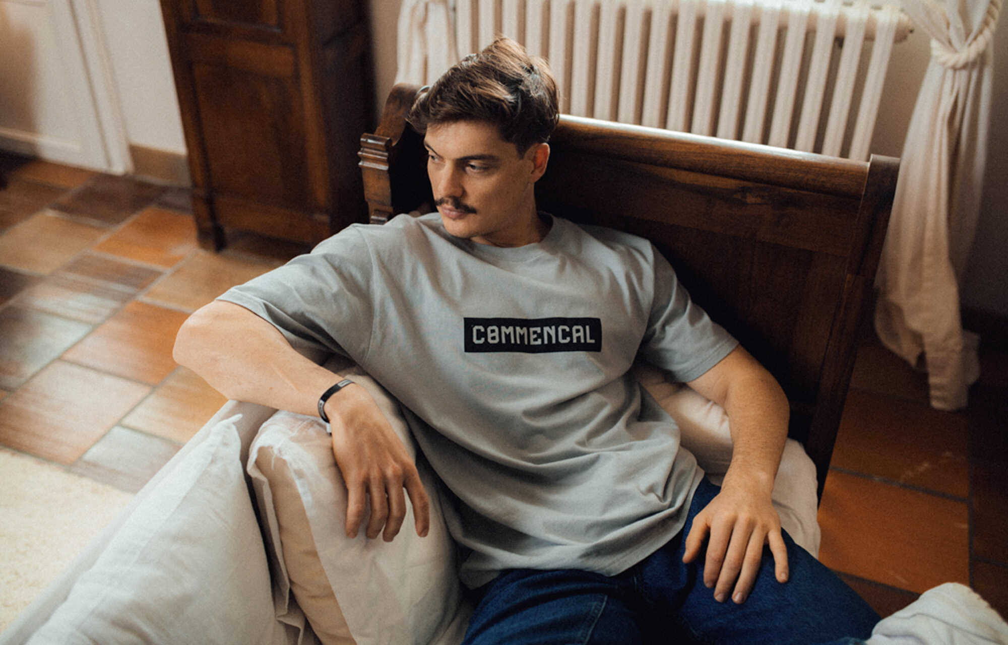 COMMENCAL REGULAR FIT CORPORATE T-SHIRT LIGHT GREY image large number 2