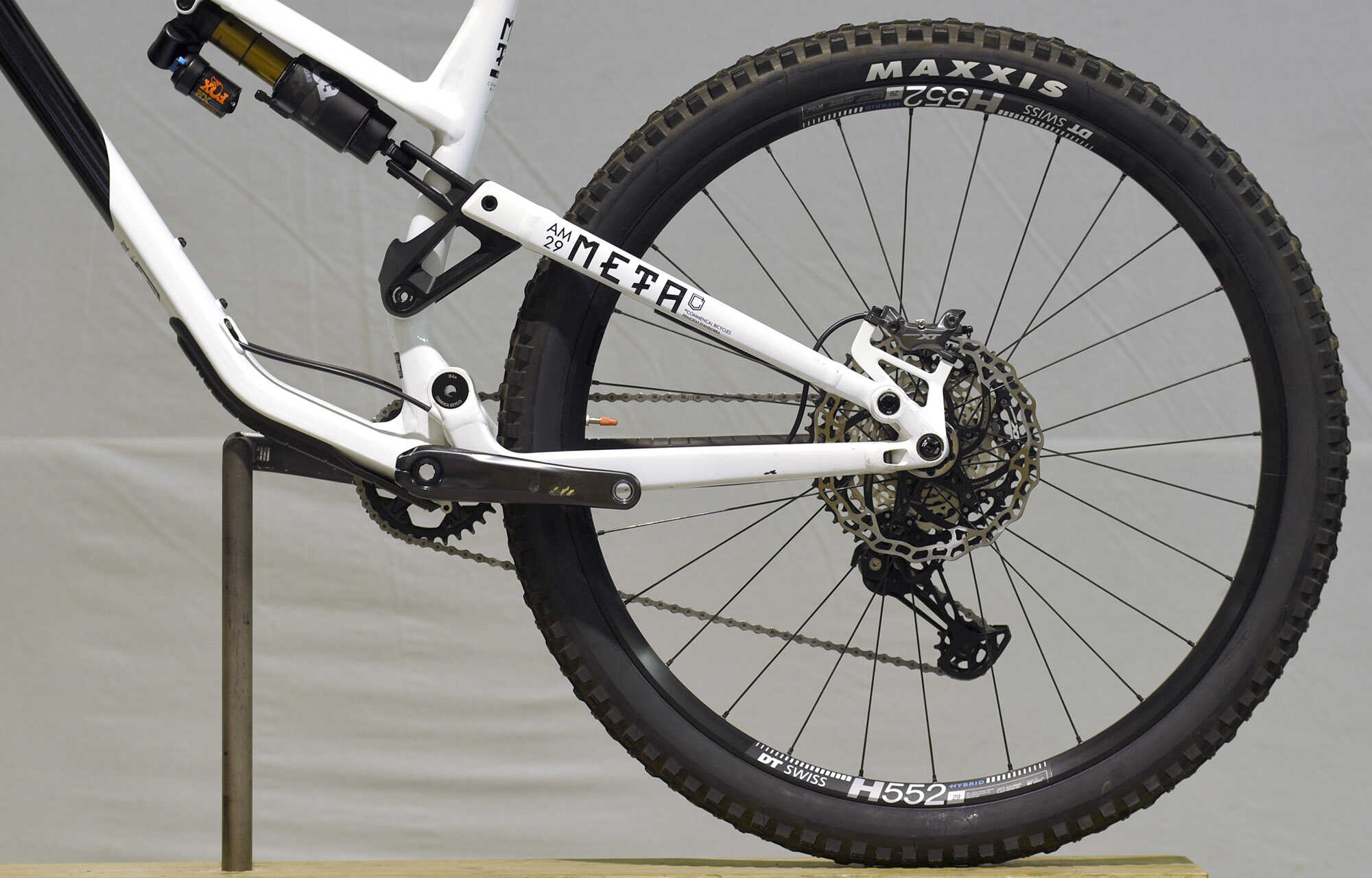 COMMENCAL META AM 29 SIGNATURE BLACK / WHITE - L (21131903) image large number 6