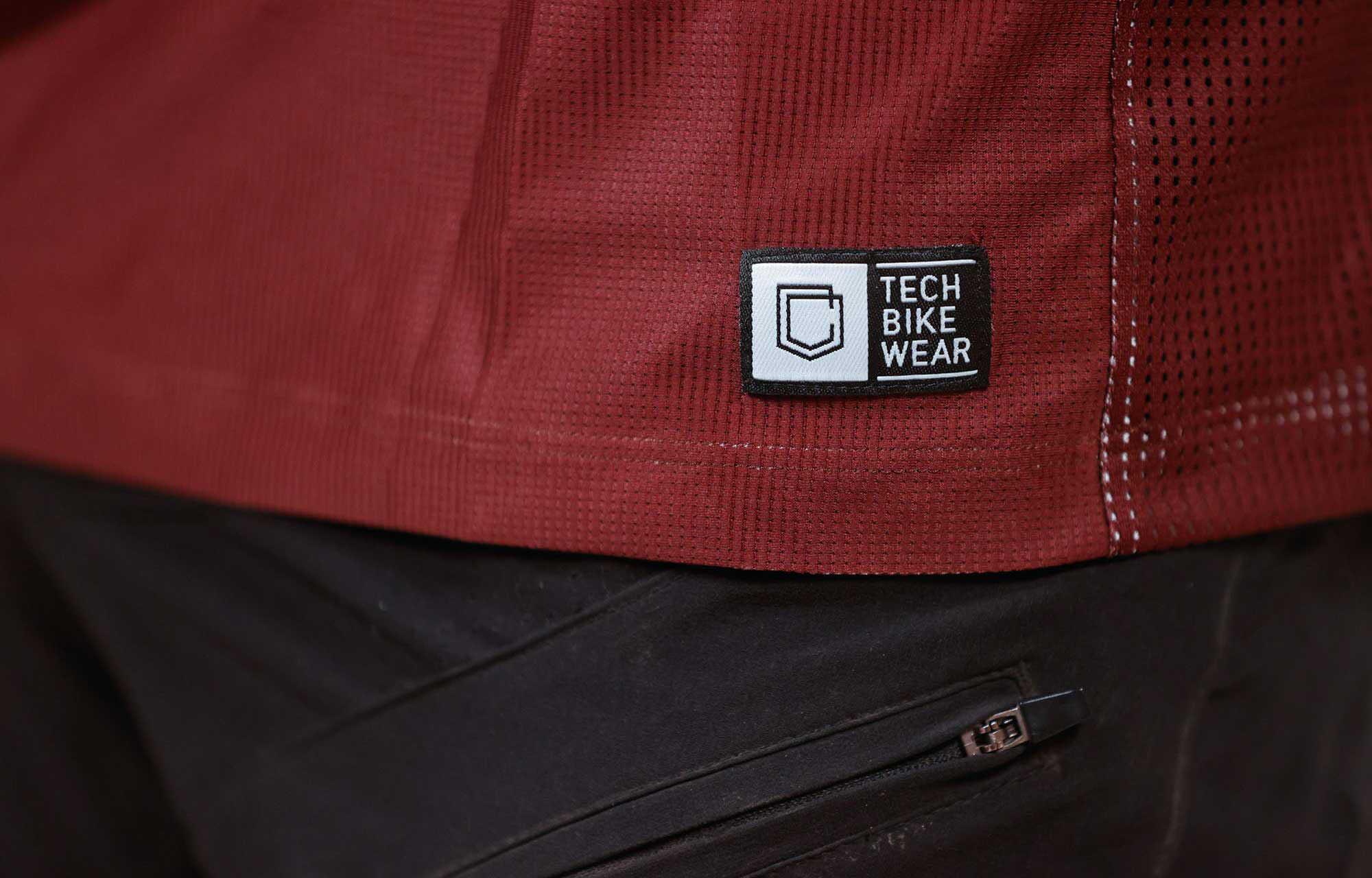 COMMENCAL LIGHTECH LONG SLEEVE JERSEY ESSENTIAL RED DIRT image large number 4