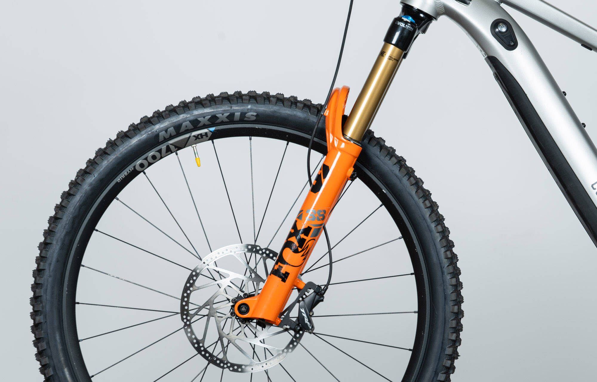 COMMENCAL META POWER SX SHIMANO RACE SILVER - L (22180703) 756 km image large number 6