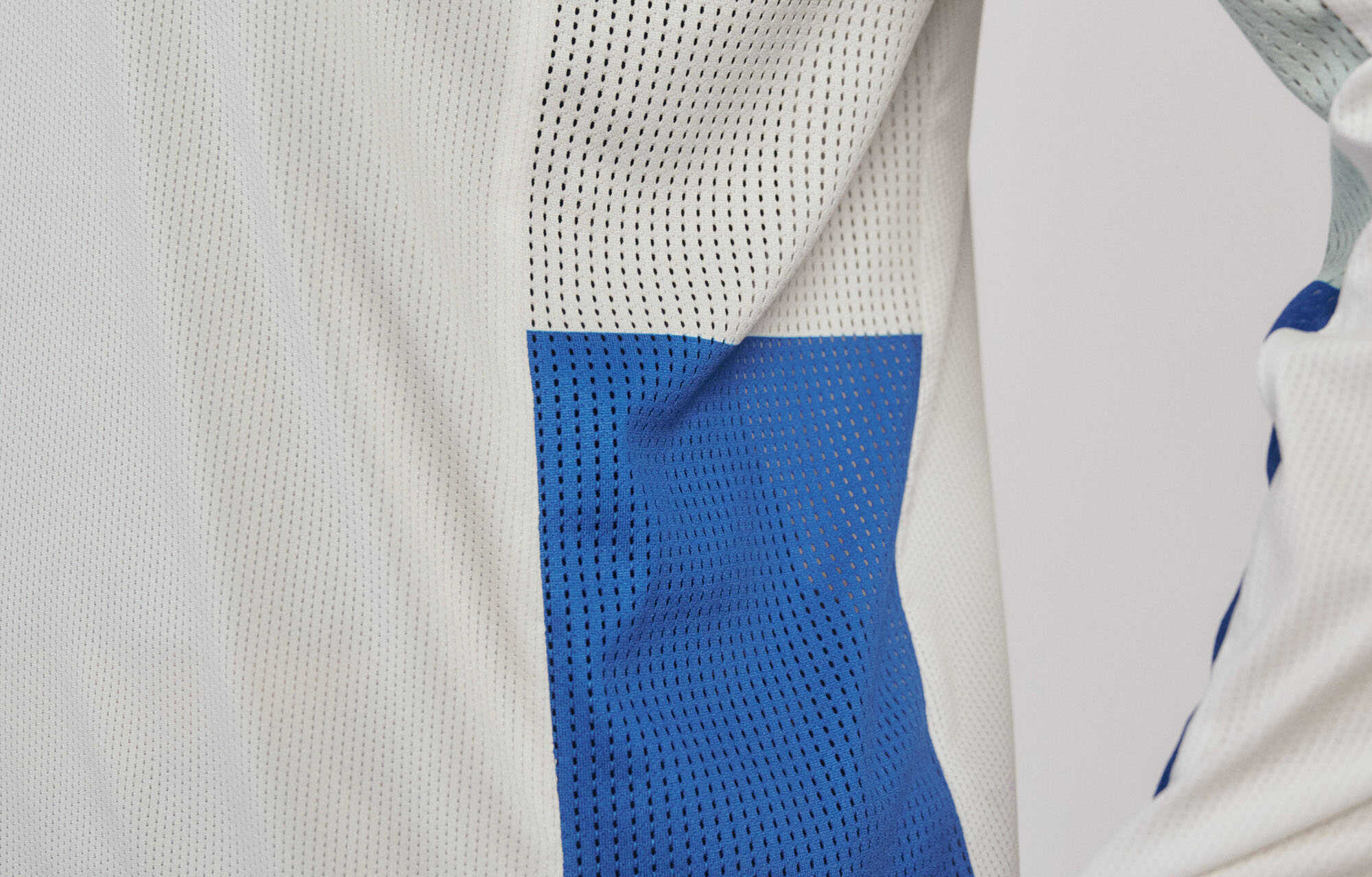 COMMENCAL WOMEN LANGARM TRIKOT LIGHTECH STRONG WHITE image large number 4