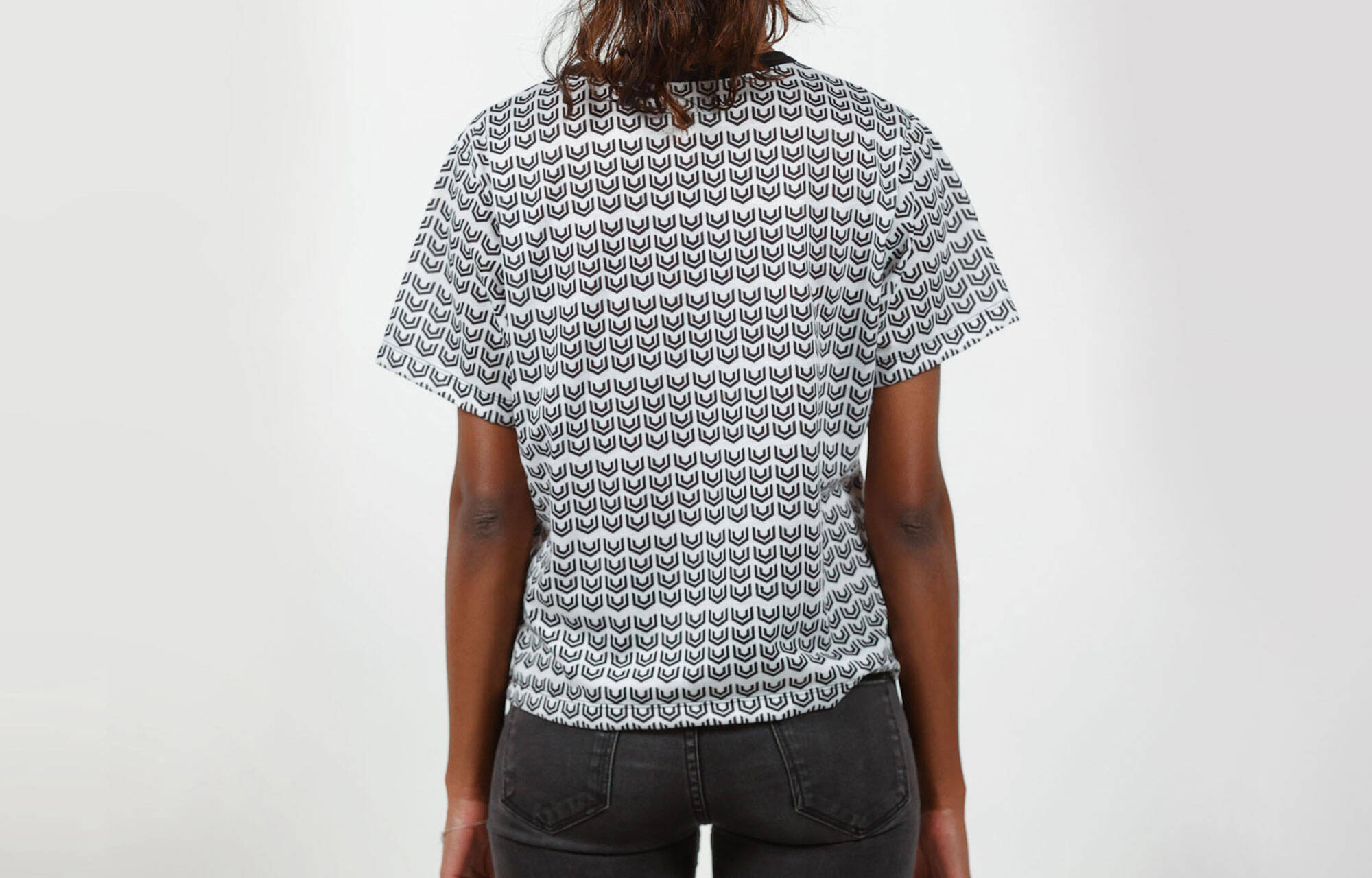 T-SHIRT COMMENCAL WOMEN MONOGRAM BLACK & WHITE image large number 0