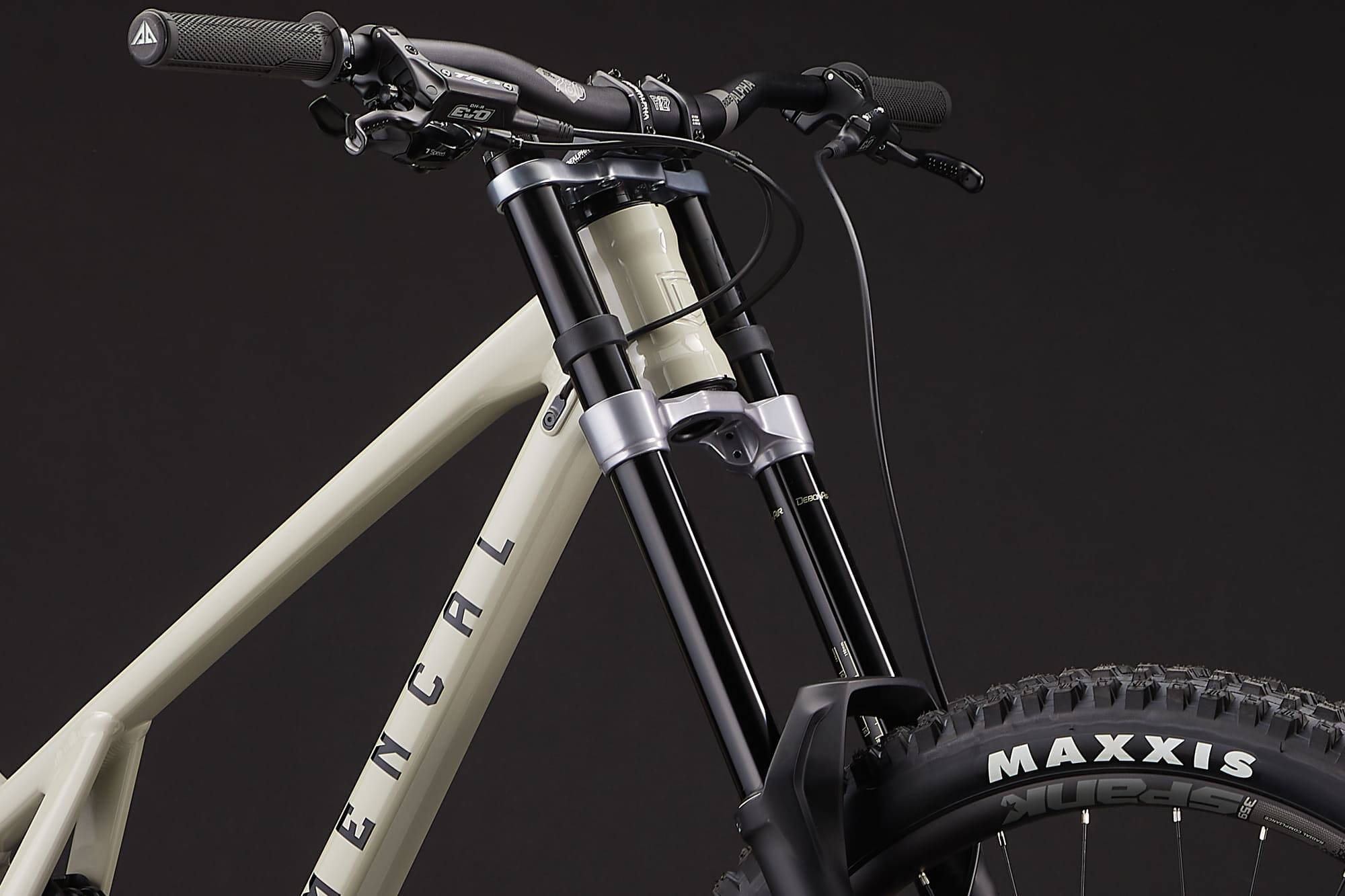 COMMENCAL SUPREME DH V5 RIDE CHALK image large number 8